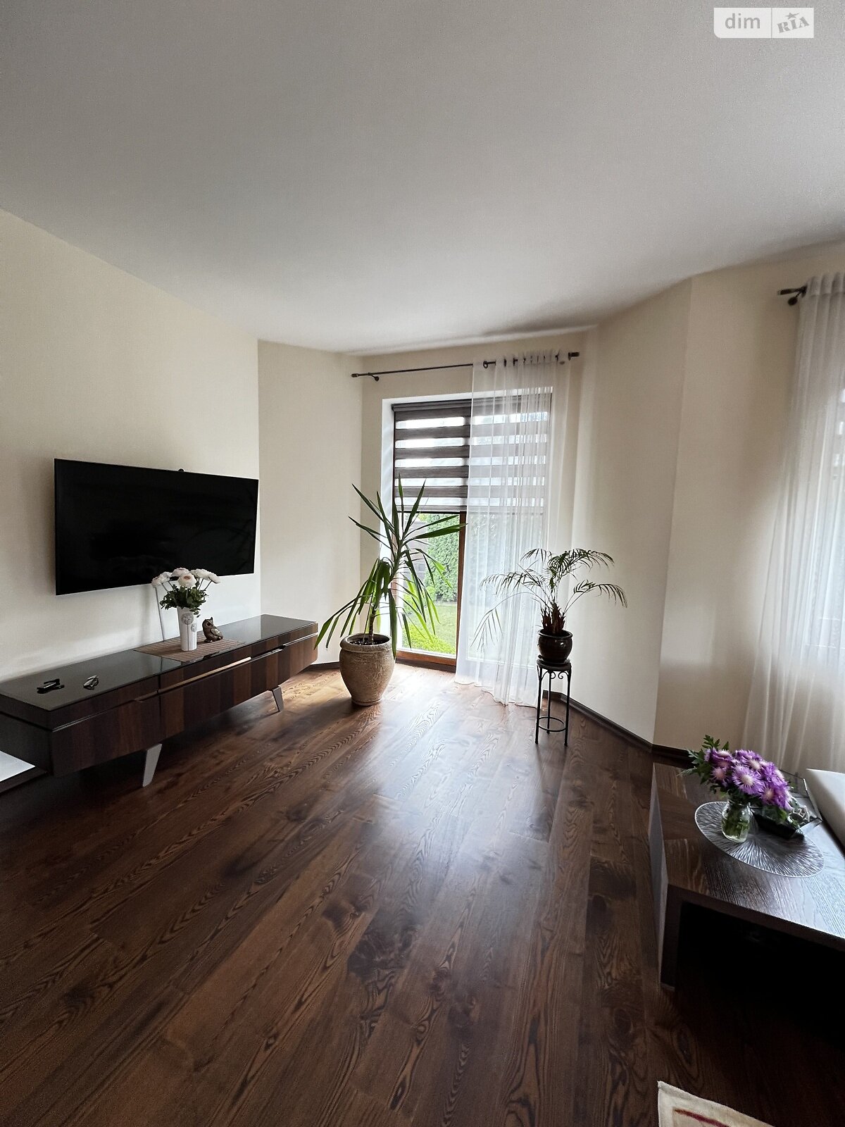 двоповерховий будинок з балконом, 217.4 кв. м, цегла. Продаж в Рівному, район Мелроуз фото 1 двоповерховий будинок з балконом, 217.4 кв. м, цегла. Продаж в Рівному, район Мелроуз фото 1