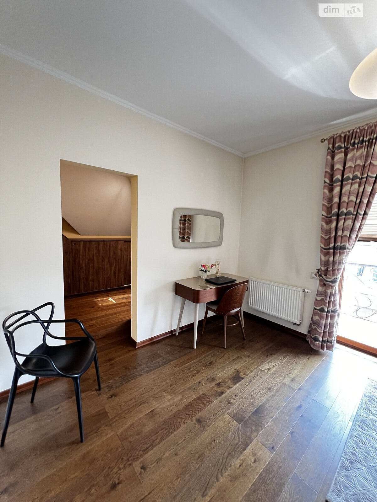 двоповерховий будинок з балконом, 217.4 кв. м, цегла. Продаж в Рівному, район Мелроуз фото 1 двоповерховий будинок з балконом, 217.4 кв. м, цегла. Продаж в Рівному, район Мелроуз фото 1