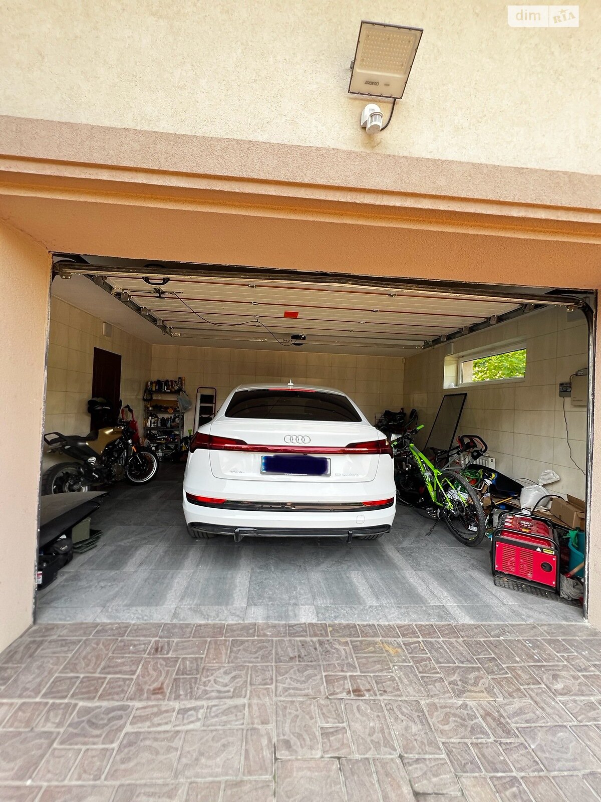 двоповерховий будинок з балконом, 217.4 кв. м, цегла. Продаж в Рівному, район Мелроуз фото 1 двоповерховий будинок з балконом, 217.4 кв. м, цегла. Продаж в Рівному, район Мелроуз фото 1