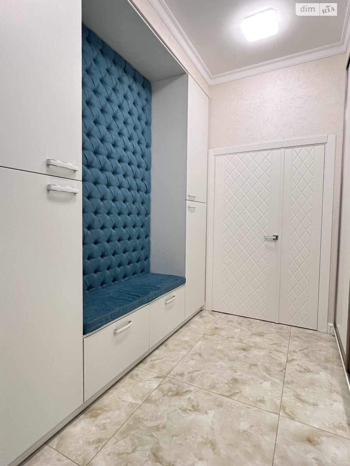 одноповерховий будинок з ремонтом, 220 кв. м, цегла. Продаж в Рівному, район Новий Двір фото 1 одноповерховий будинок з ремонтом, 220 кв. м, цегла. Продаж в Рівному, район Новий Двір фото 1