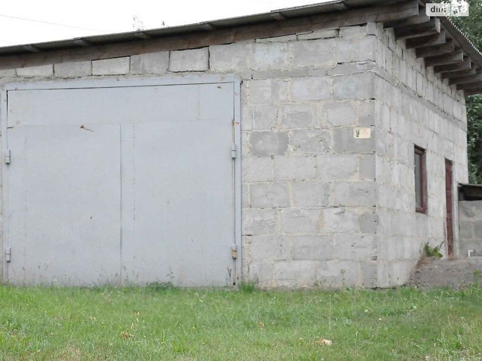 двоповерховий будинок з ремонтом, 120 кв. м, цегла. Продаж в Рівному, район Новий Двір фото 1