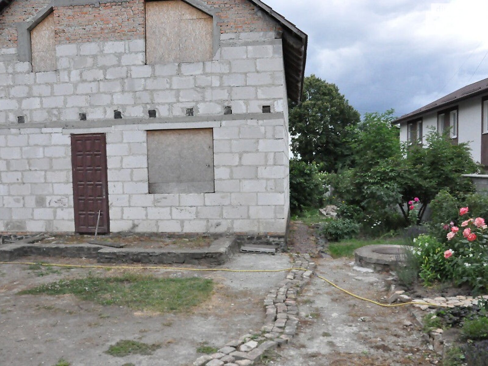 двоповерховий будинок з ремонтом, 120 кв. м, цегла. Продаж в Рівному, район Новий Двір фото 1