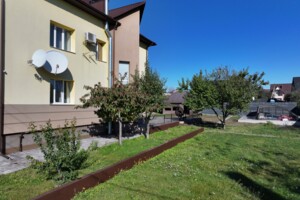 трехэтажный дом с ремонтом, 230 кв. м, кирпич. Продажа в Ровно район Новый Двор фото 2