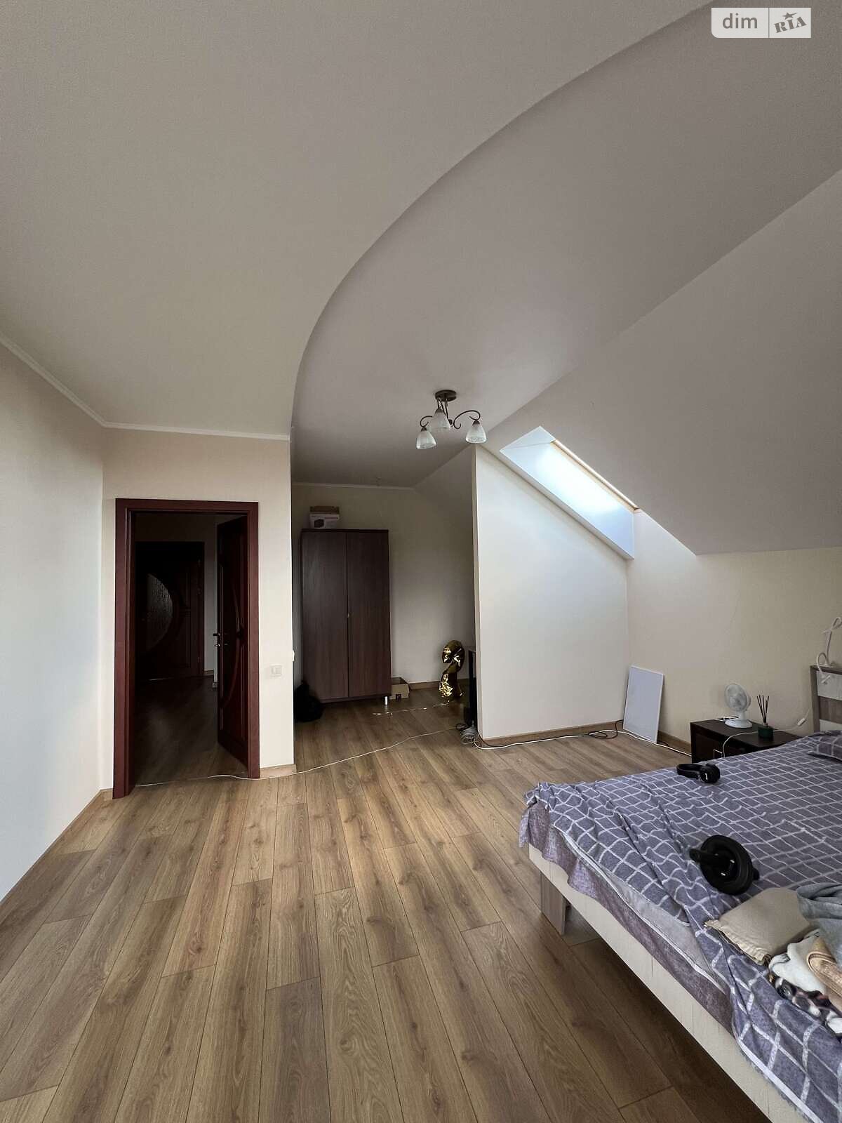 двухэтажный дом с балконом, 316.2 кв. м, кирпич. Продажа в Ровно район Пивзавод фото 1 двухэтажный дом с балконом, 316.2 кв. м, кирпич. Продажа в Ровно район Пивзавод фото 1