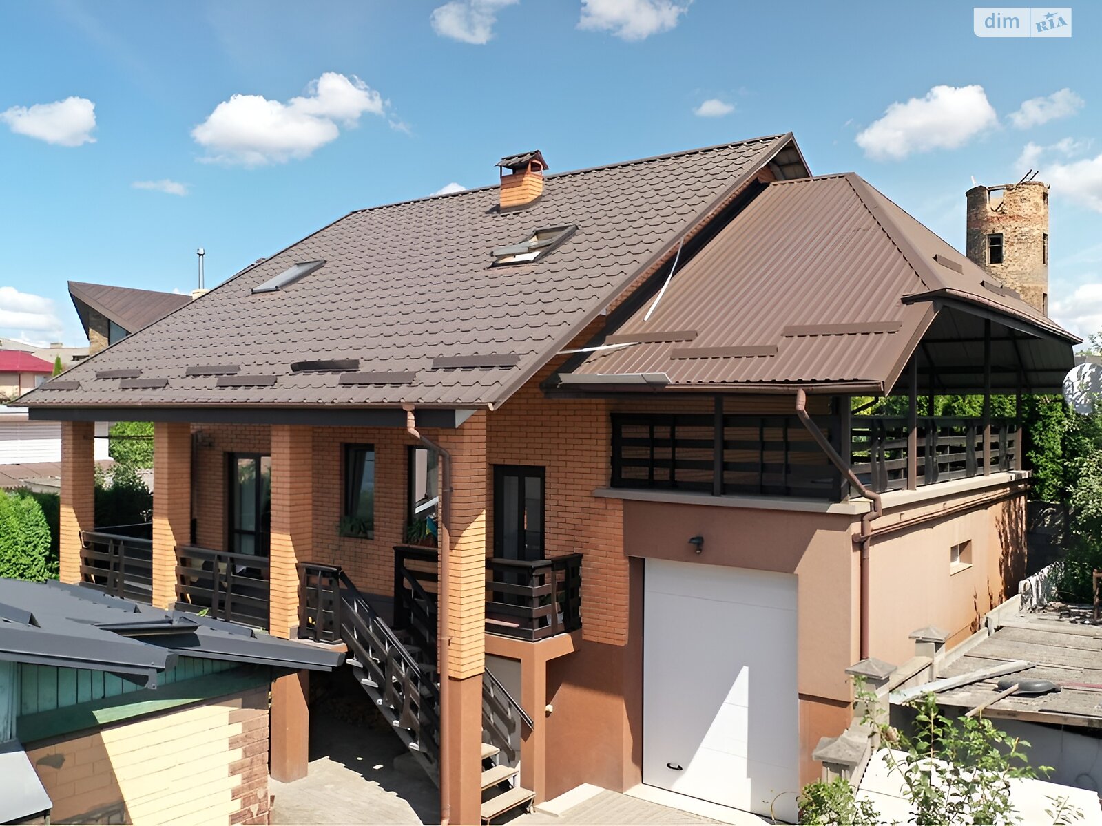 двухэтажный дом с гаражом, 213.9 кв. м, кирпич. Продажа в Ровно район Политон фото 1 двухэтажный дом с гаражом, 213.9 кв. м, кирпич. Продажа в Ровно район Политон фото 1