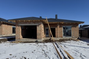 одноповерховий будинок з гаражем, 150 кв. м, цегла. Продаж у Рівному фото 2