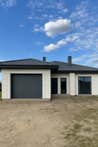одноэтажный дом с гаражом, 150 кв. м, кирпич. Продажа в Ровно фото 2