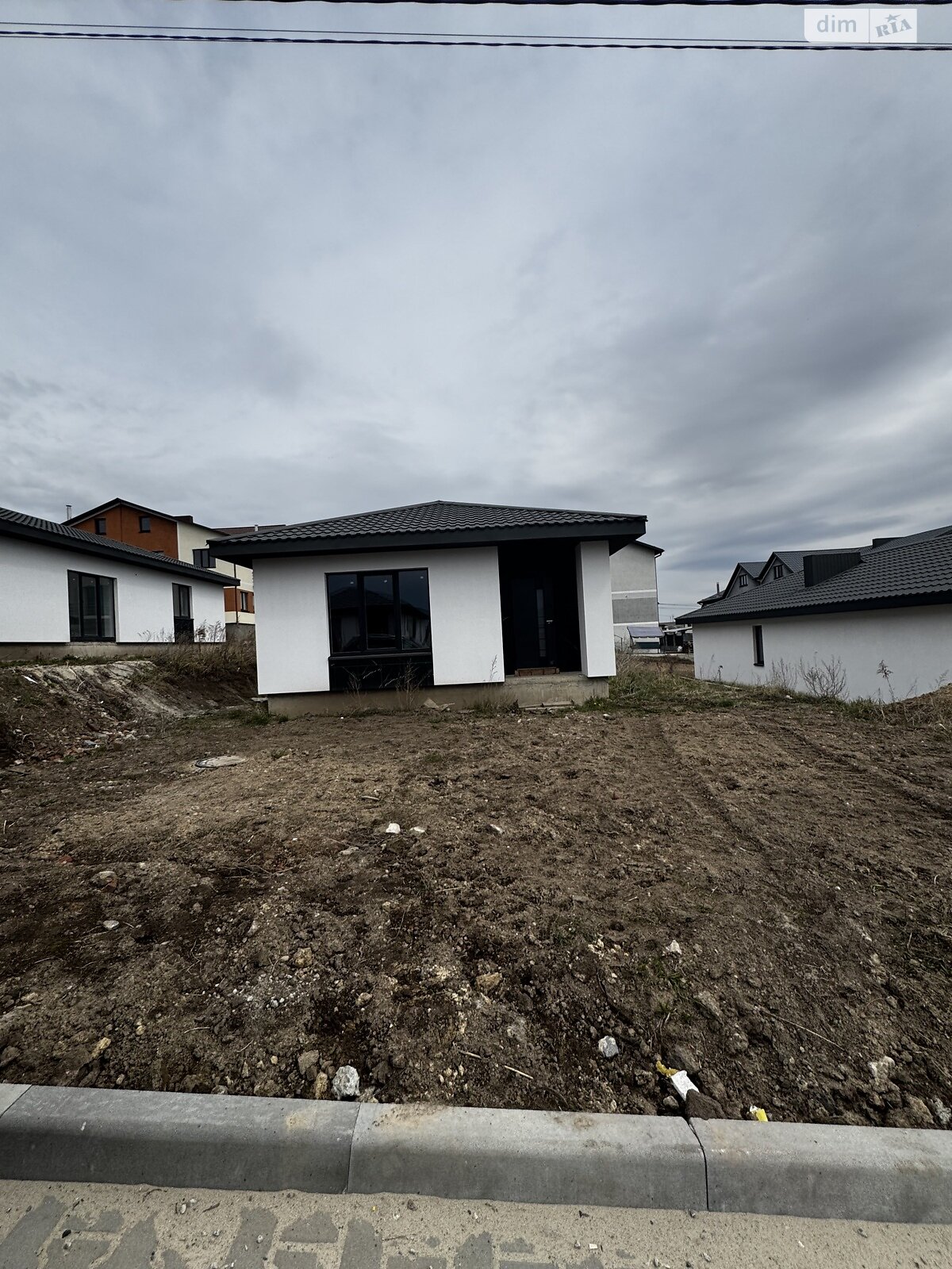 одноповерховий будинок, 76.5 кв. м, цегла. Продаж у Рівному фото 1 одноповерховий будинок, 76.5 кв. м, цегла. Продаж у Рівному фото 1