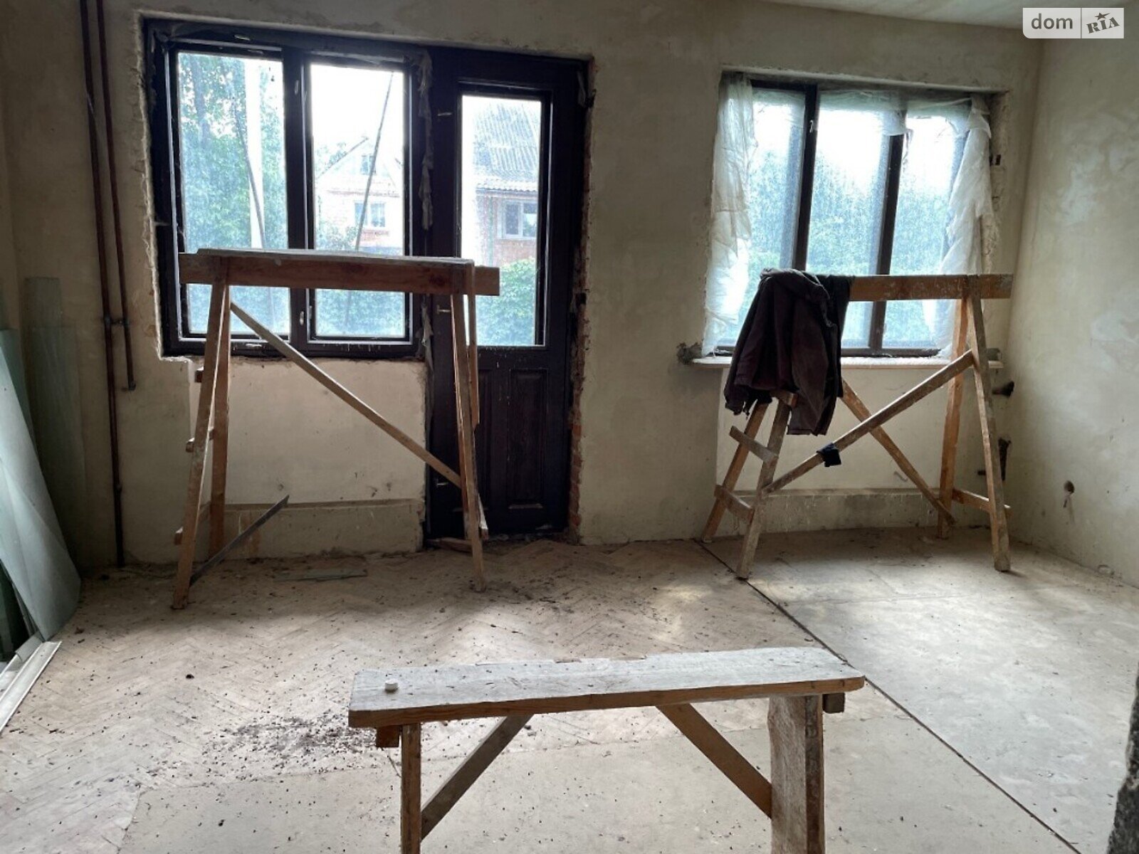 трехэтажный дом без мебели, 460 кв. м, кирпич. Продажа в Ровно район Счастливое фото 1 трехэтажный дом без мебели, 460 кв. м, кирпич. Продажа в Ровно район Счастливое фото 1