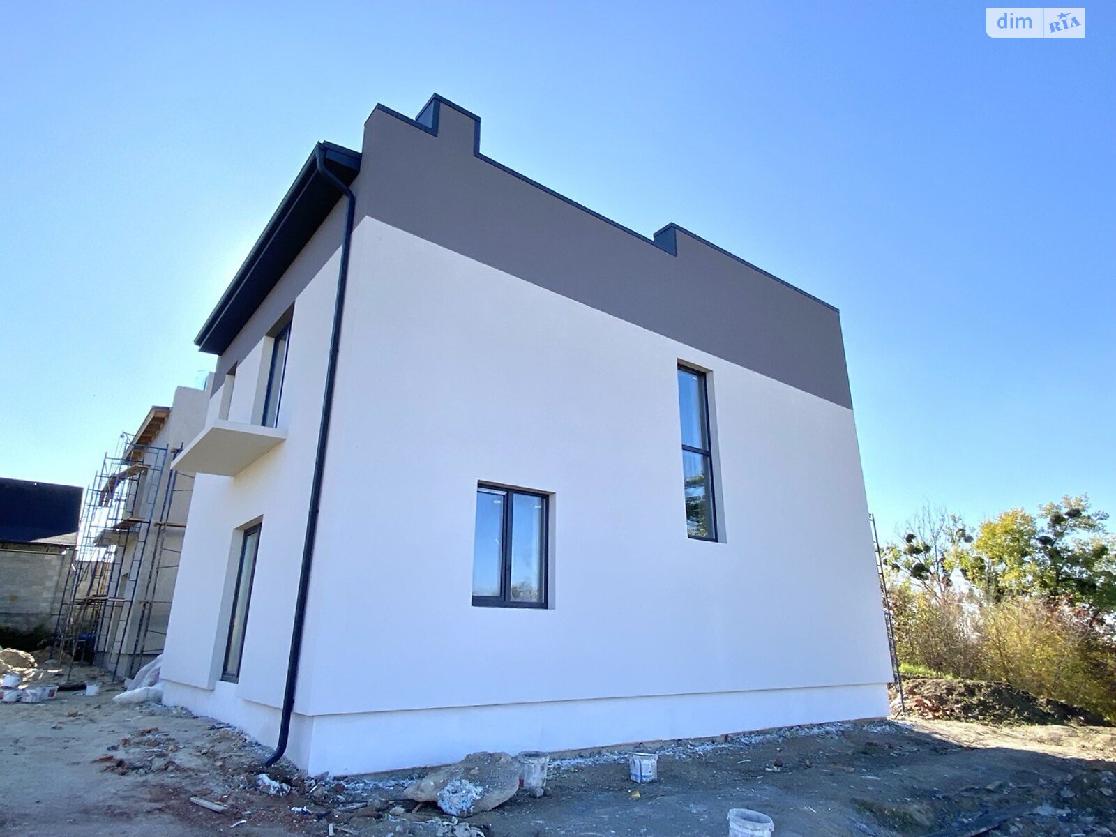 двухэтажный дом с балконом, 136 кв. м, кирпич. Продажа в Ровно район Счастливое фото 1