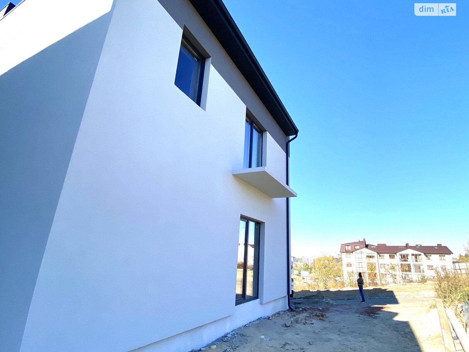 двухэтажный дом с балконом, 136 кв. м, кирпич. Продажа в Ровно район Счастливое фото 1