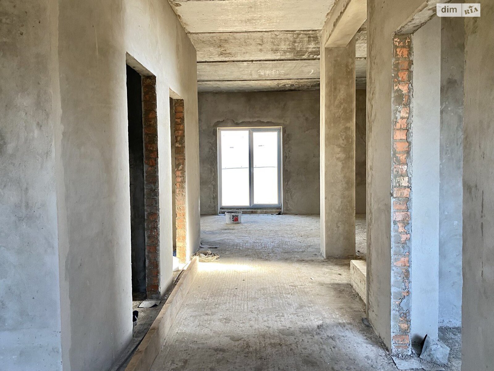 двухэтажный дом с балконом, 136 кв. м, кирпич. Продажа в Ровно район Счастливое фото 1