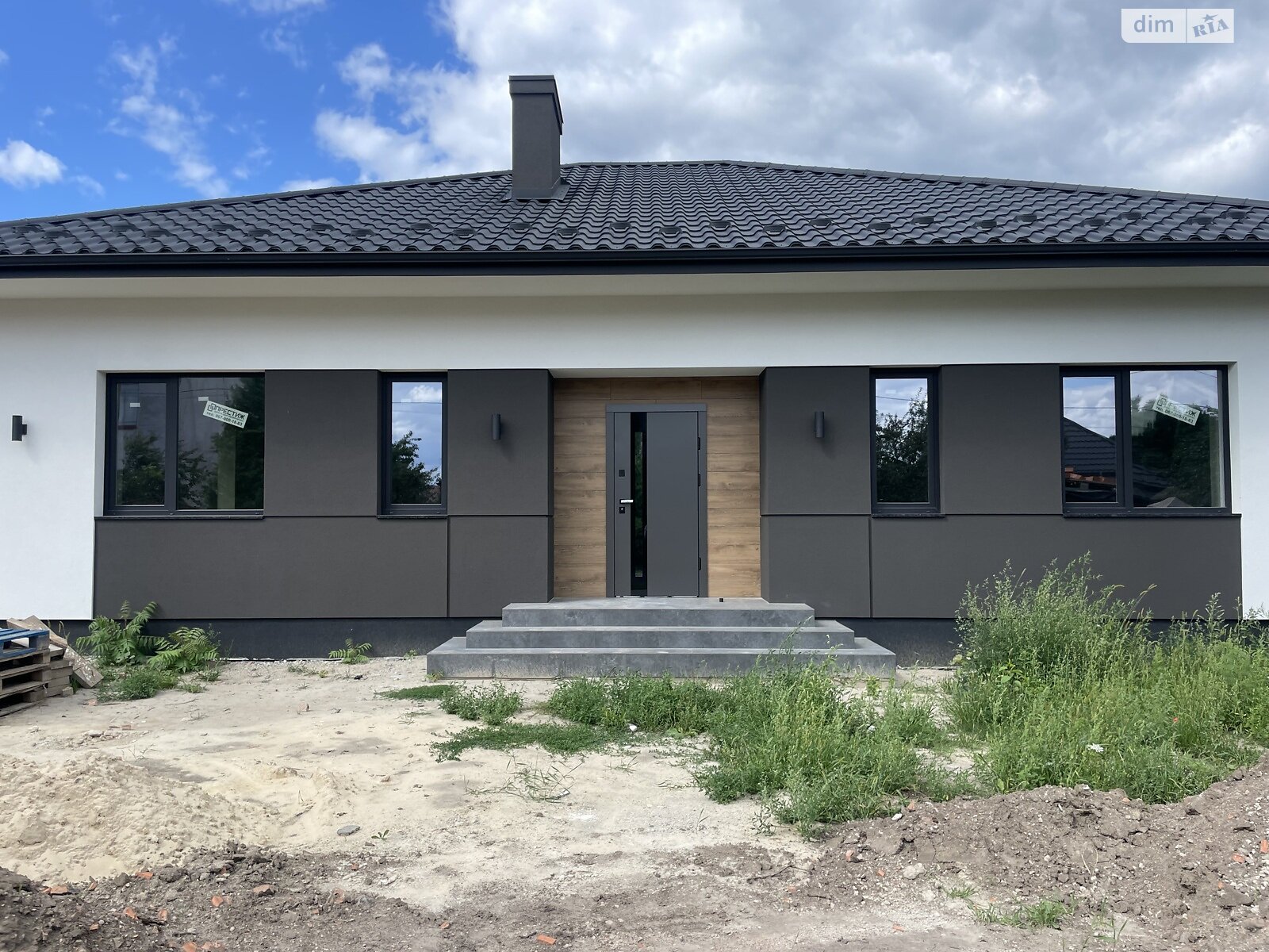 одноэтажный дом, 120 кв. м, кирпич. Продажа в Ровно район Счастливое фото 1 одноэтажный дом, 120 кв. м, кирпич. Продажа в Ровно район Счастливое фото 1