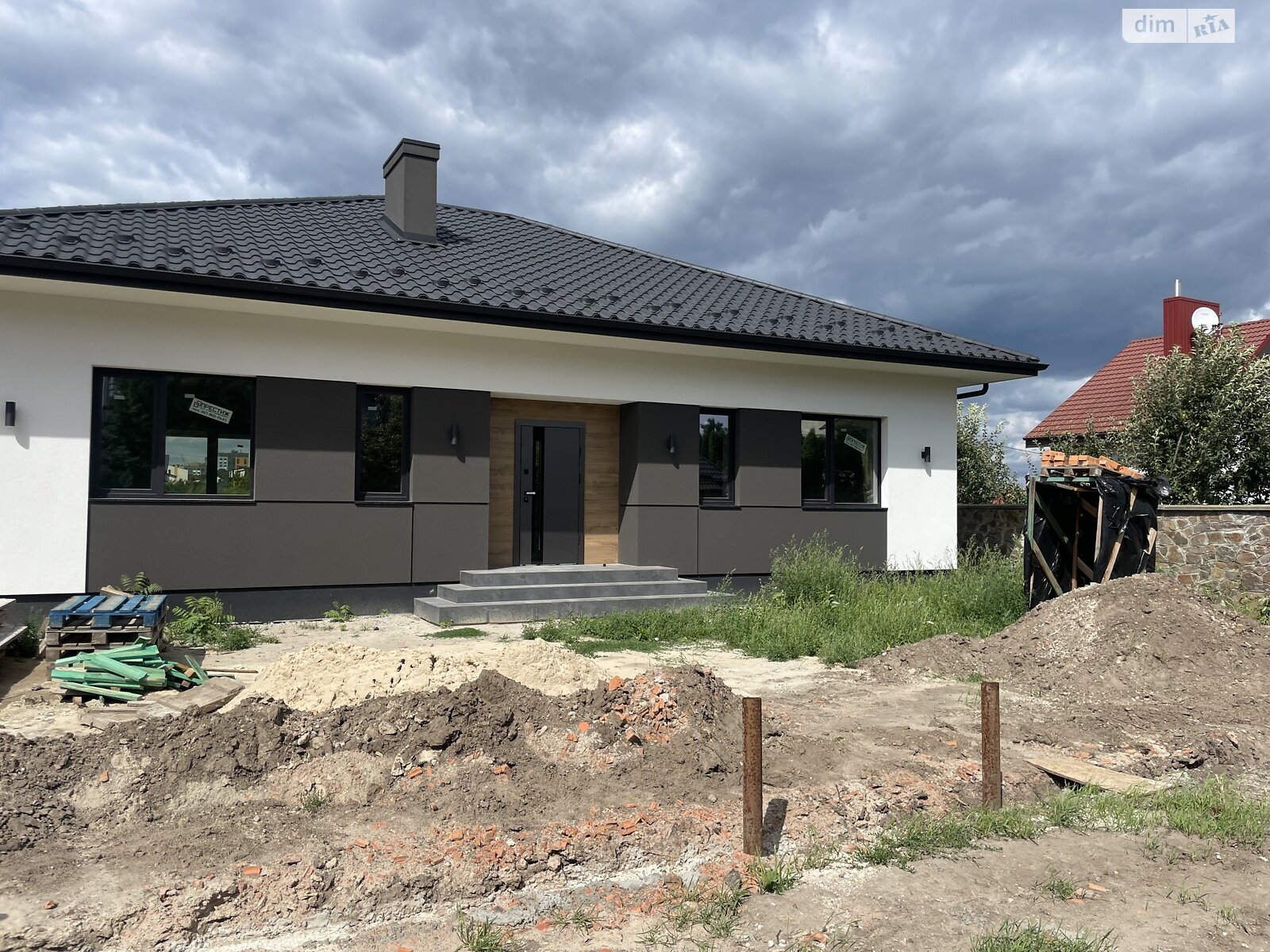 одноэтажный дом, 120 кв. м, кирпич. Продажа в Ровно район Счастливое фото 1 одноэтажный дом, 120 кв. м, кирпич. Продажа в Ровно район Счастливое фото 1