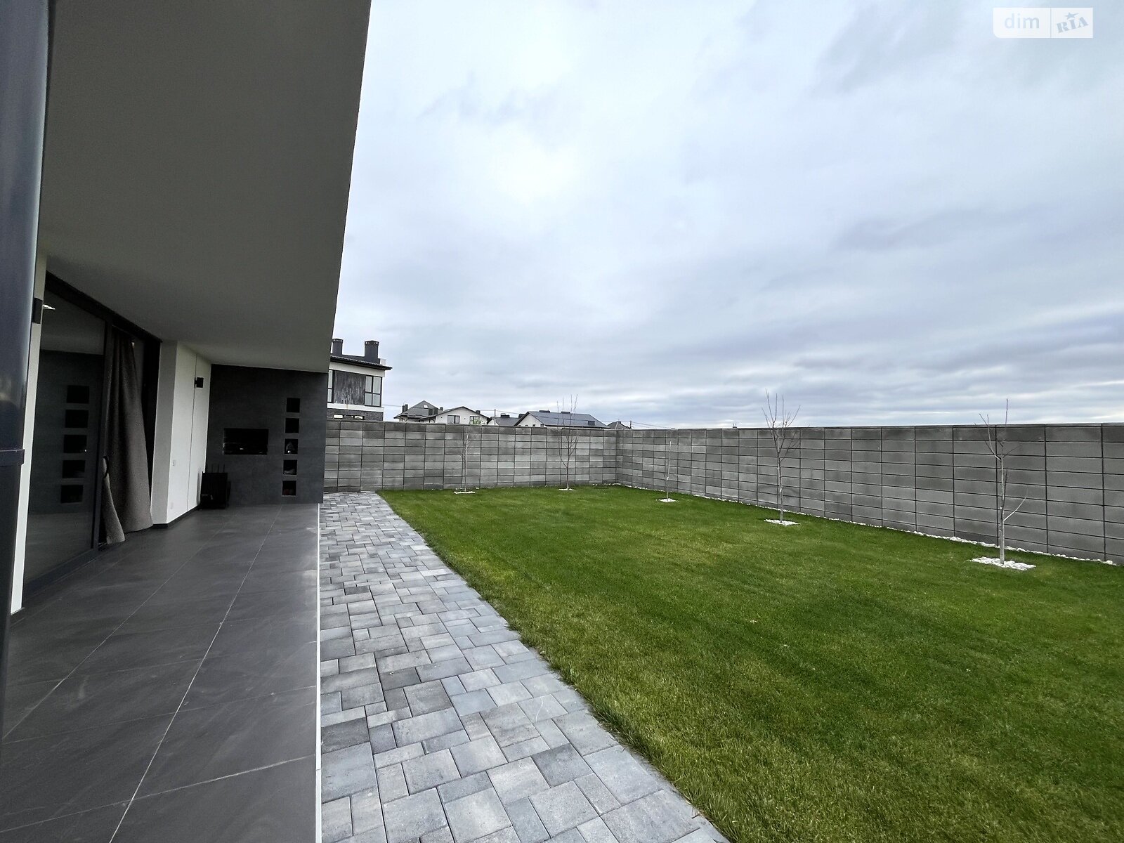 двоповерховий будинок з гаражем, 192 кв. м, цегла. Продаж в Рівному, район Щасливе фото 1 двоповерховий будинок з гаражем, 192 кв. м, цегла. Продаж в Рівному, район Щасливе фото 1