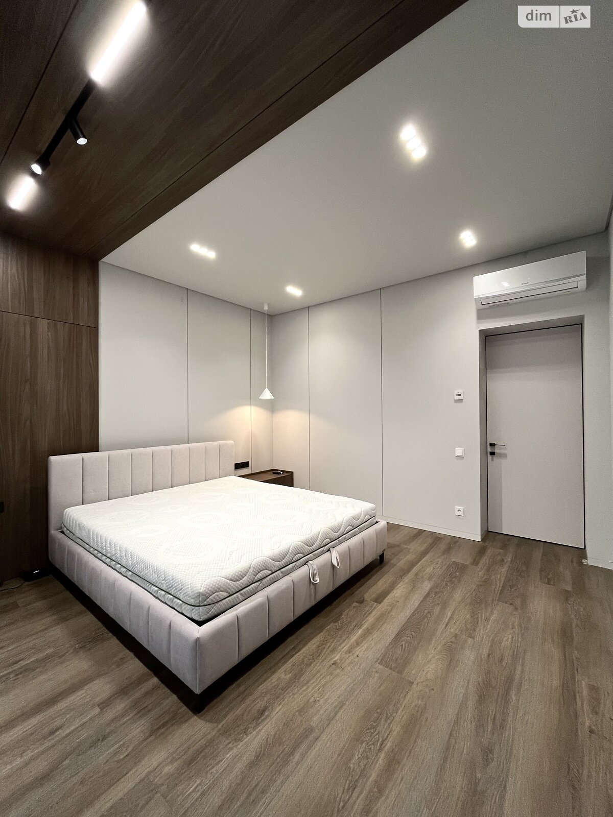 двоповерховий будинок з гаражем, 192 кв. м, цегла. Продаж в Рівному, район Щасливе фото 1 двоповерховий будинок з гаражем, 192 кв. м, цегла. Продаж в Рівному, район Щасливе фото 1