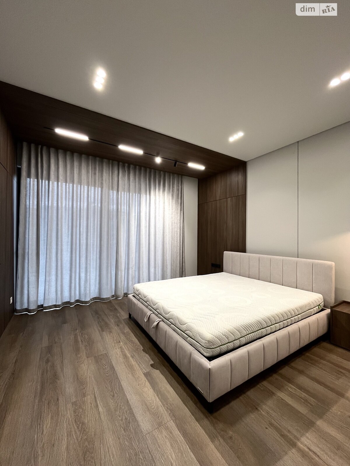 двоповерховий будинок з гаражем, 192 кв. м, цегла. Продаж в Рівному, район Щасливе фото 1 двоповерховий будинок з гаражем, 192 кв. м, цегла. Продаж в Рівному, район Щасливе фото 1