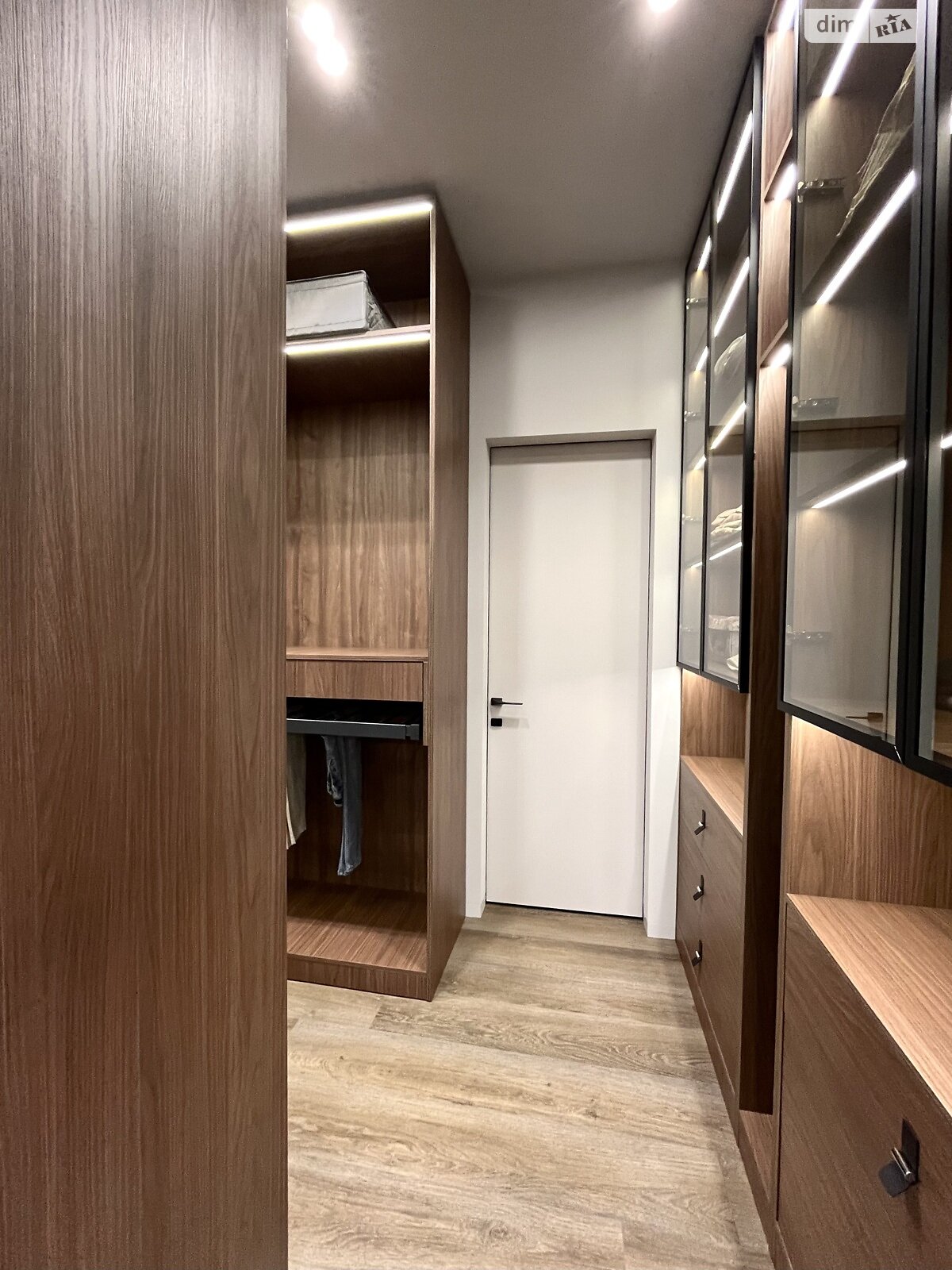 двоповерховий будинок з гаражем, 192 кв. м, цегла. Продаж в Рівному, район Щасливе фото 1 двоповерховий будинок з гаражем, 192 кв. м, цегла. Продаж в Рівному, район Щасливе фото 1