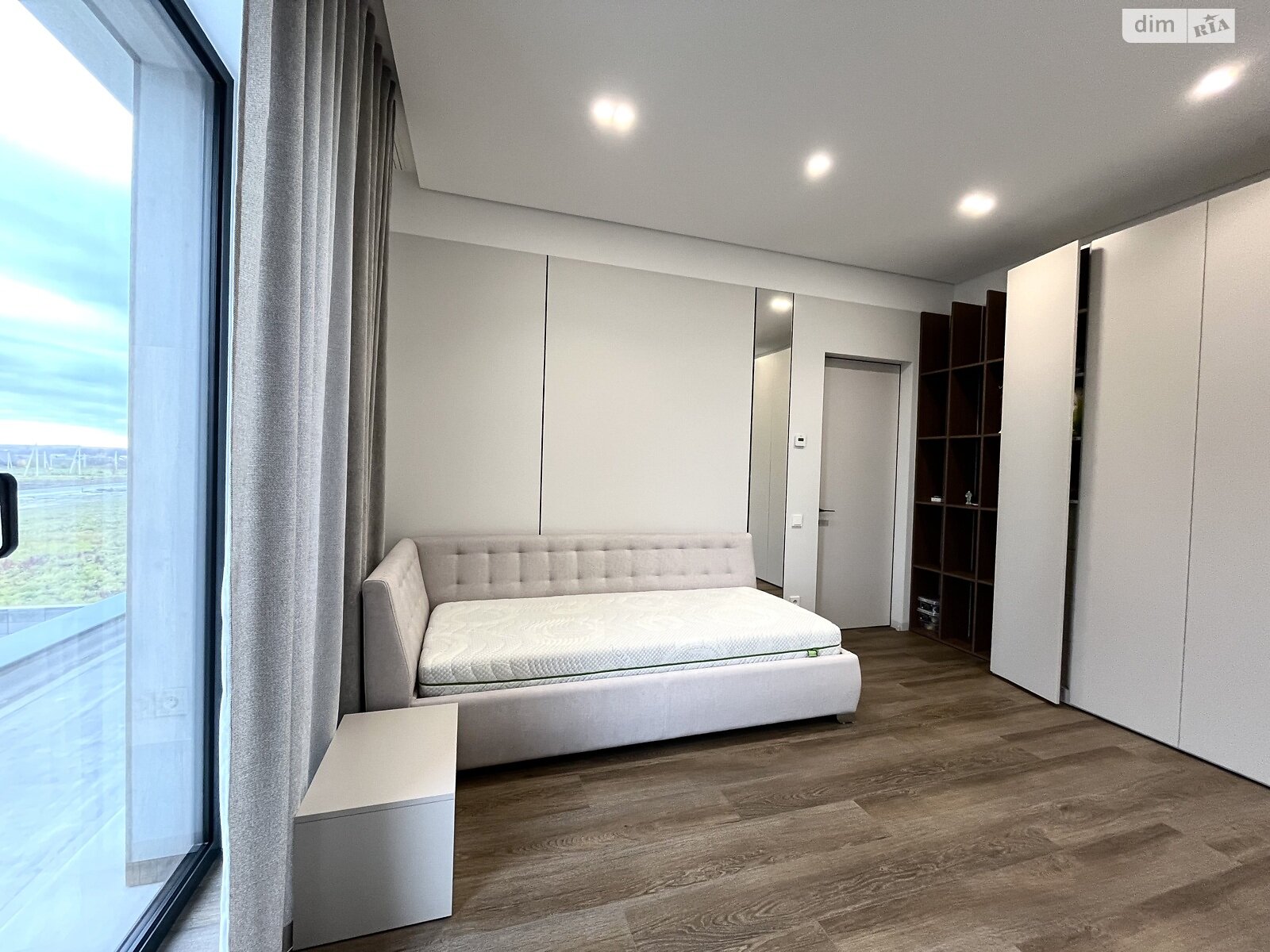 двоповерховий будинок з гаражем, 192 кв. м, цегла. Продаж в Рівному, район Щасливе фото 1 двоповерховий будинок з гаражем, 192 кв. м, цегла. Продаж в Рівному, район Щасливе фото 1