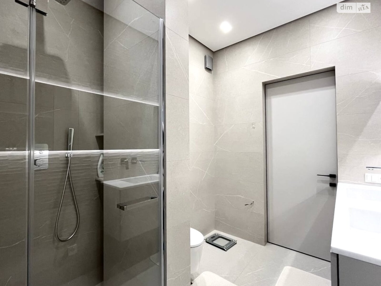 двоповерховий будинок з гаражем, 192 кв. м, цегла. Продаж в Рівному, район Щасливе фото 1 двоповерховий будинок з гаражем, 192 кв. м, цегла. Продаж в Рівному, район Щасливе фото 1