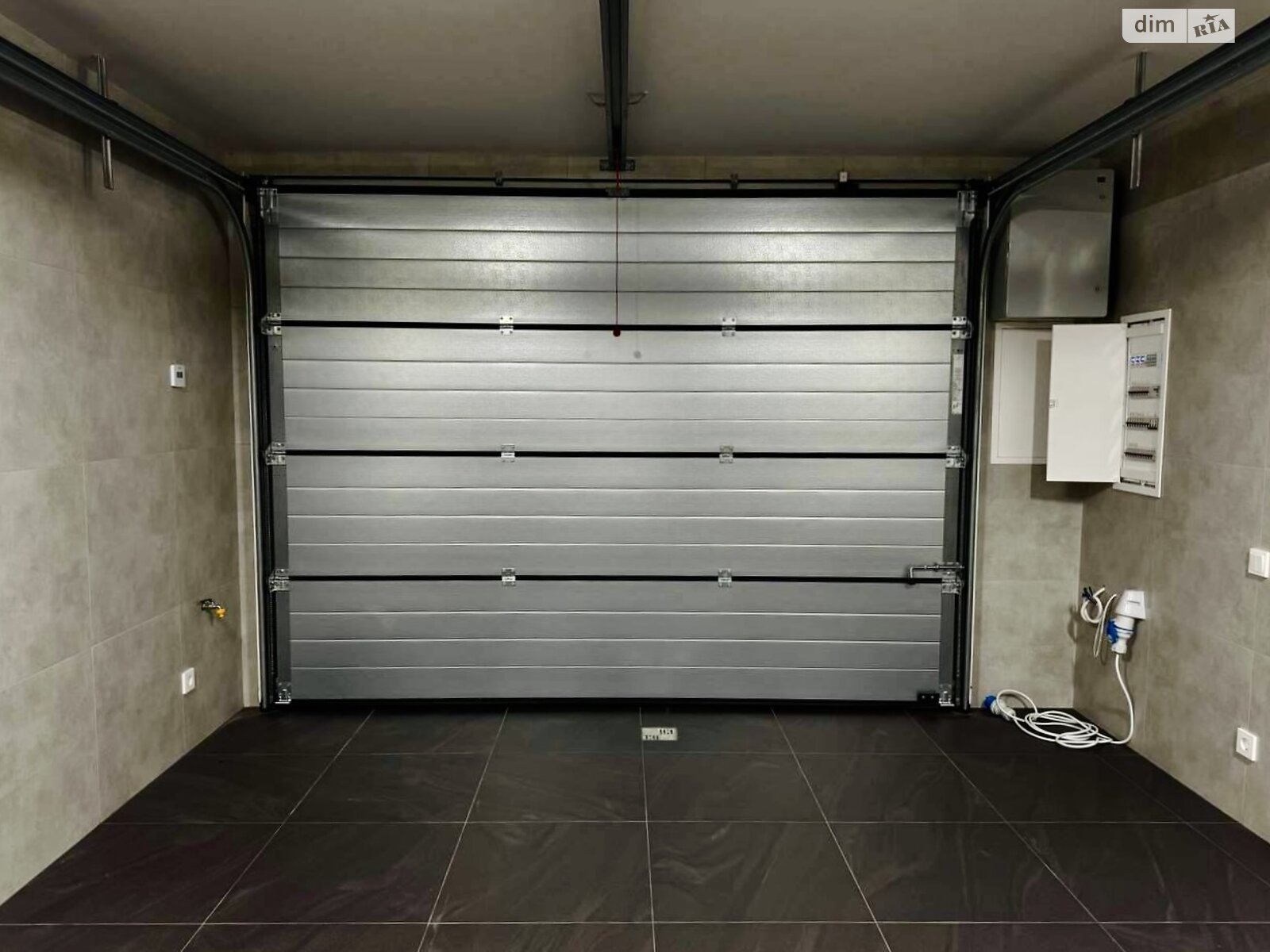 двоповерховий будинок з гаражем, 192 кв. м, цегла. Продаж в Рівному, район Щасливе фото 1 двоповерховий будинок з гаражем, 192 кв. м, цегла. Продаж в Рівному, район Щасливе фото 1