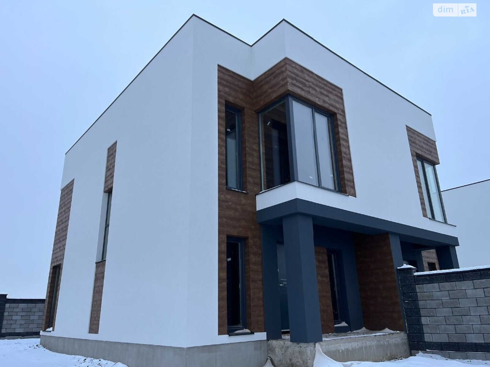 одноповерховий будинок, 105 кв. м, цегла. Продаж в Рівному, район Щасливе фото 1