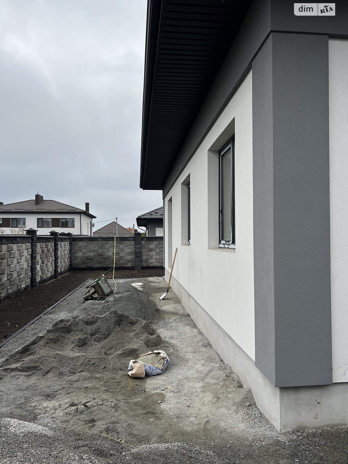 одноповерховий будинок, 105 кв. м, цегла. Продаж в Рівному, район Щасливе фото 1