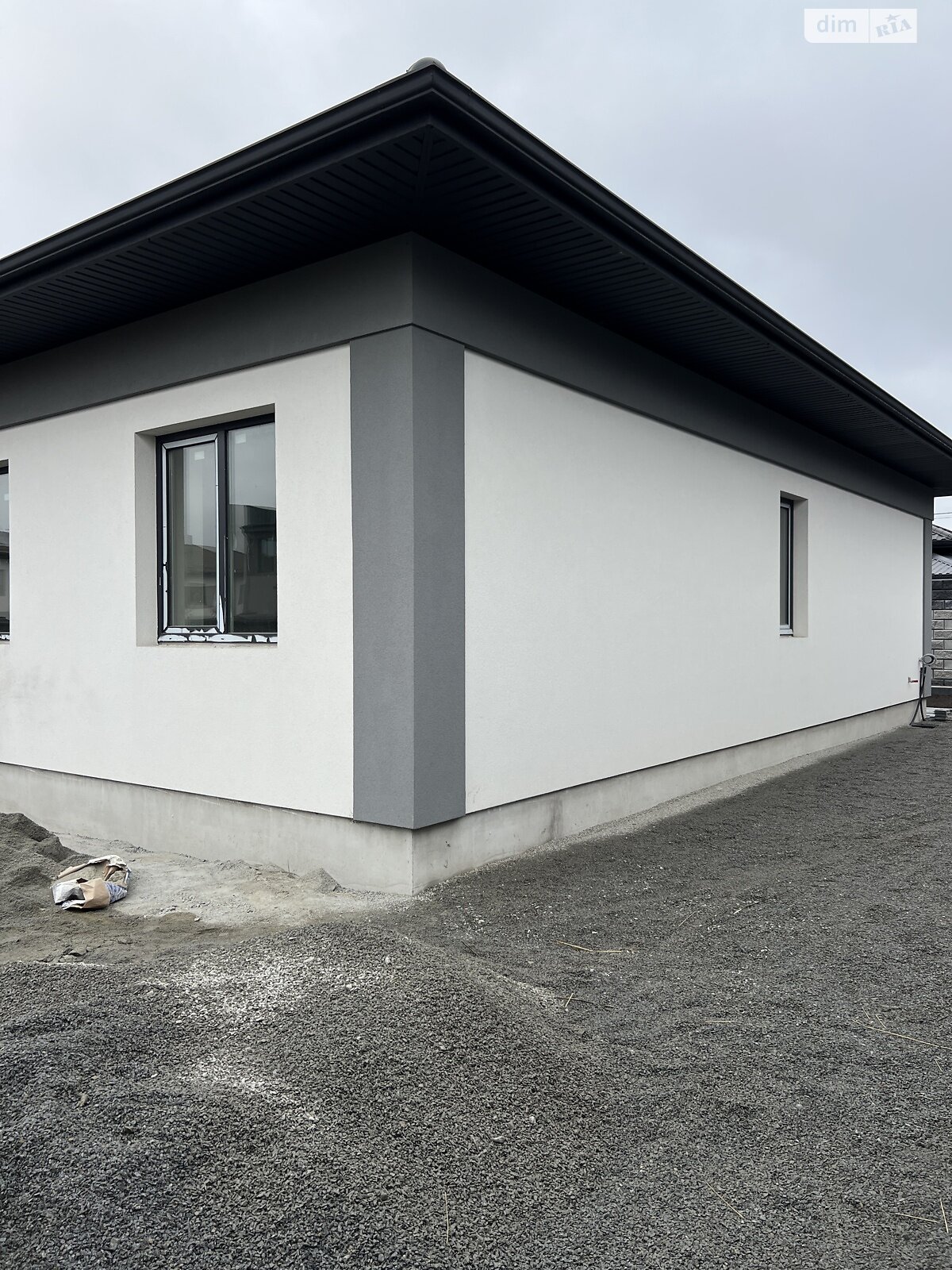 одноповерховий будинок, 105 кв. м, цегла. Продаж в Рівному, район Щасливе фото 1