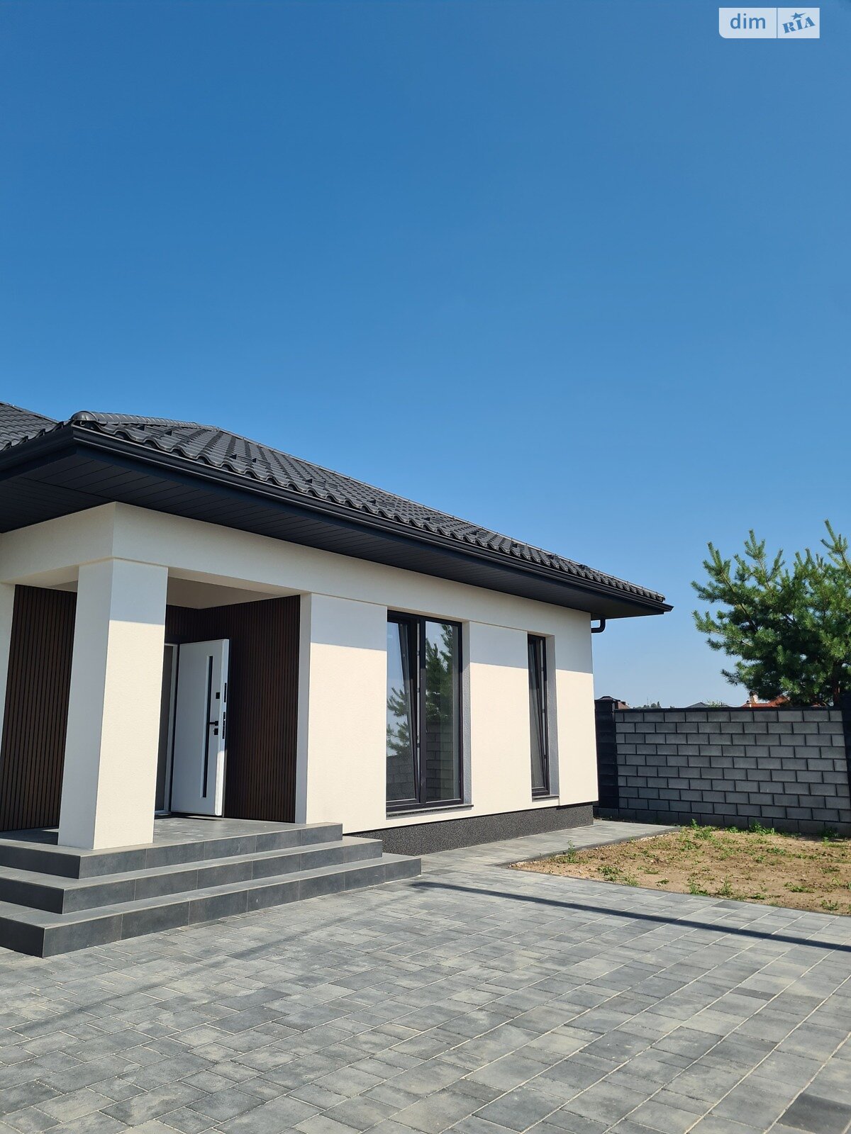 одноповерховий будинок, 126 кв. м, цегла. Продаж в Рівному, район Щасливе фото 1