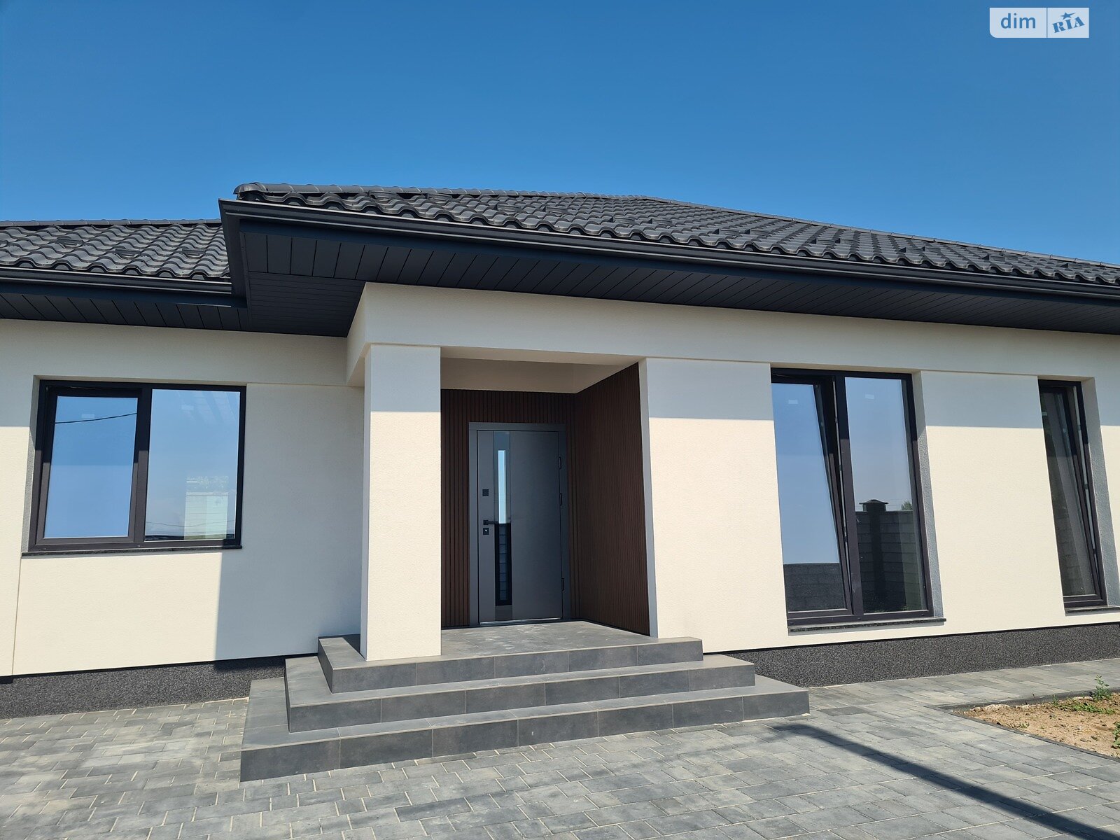 одноповерховий будинок, 126 кв. м, цегла. Продаж в Рівному, район Щасливе фото 1