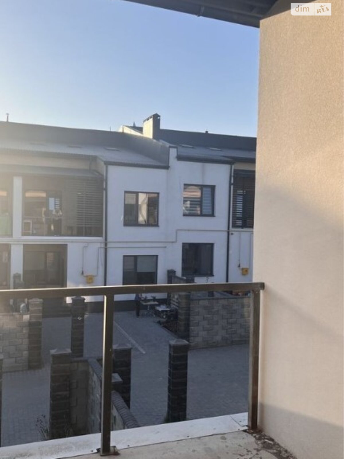 двухэтажный дом с балконом, 123 кв. м, кирпич. Продажа в Ровно район Счастливое фото 1