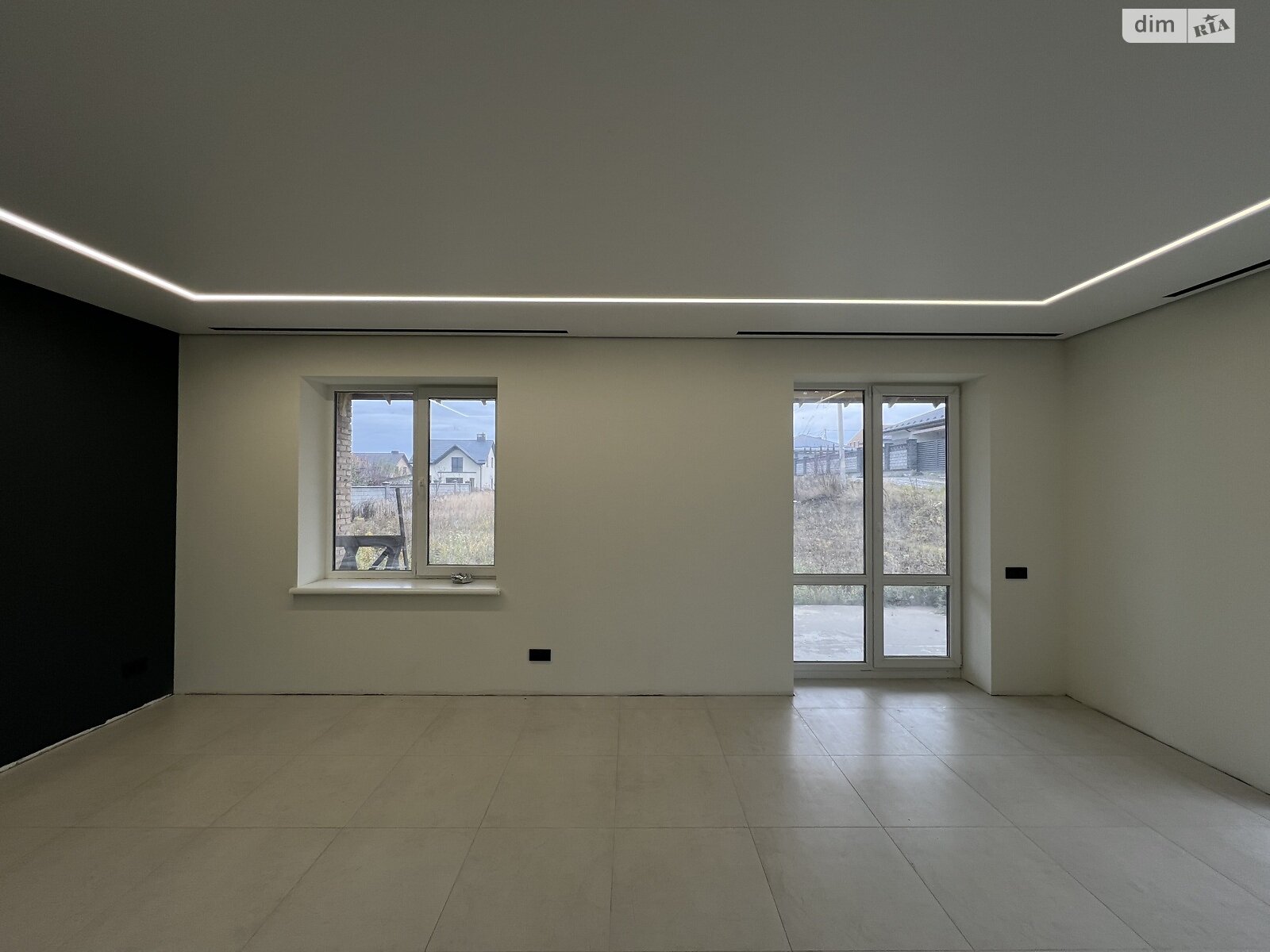 одноэтажный дом с гаражом, 161 кв. м, кирпич. Продажа в Ровно район Северный фото 1