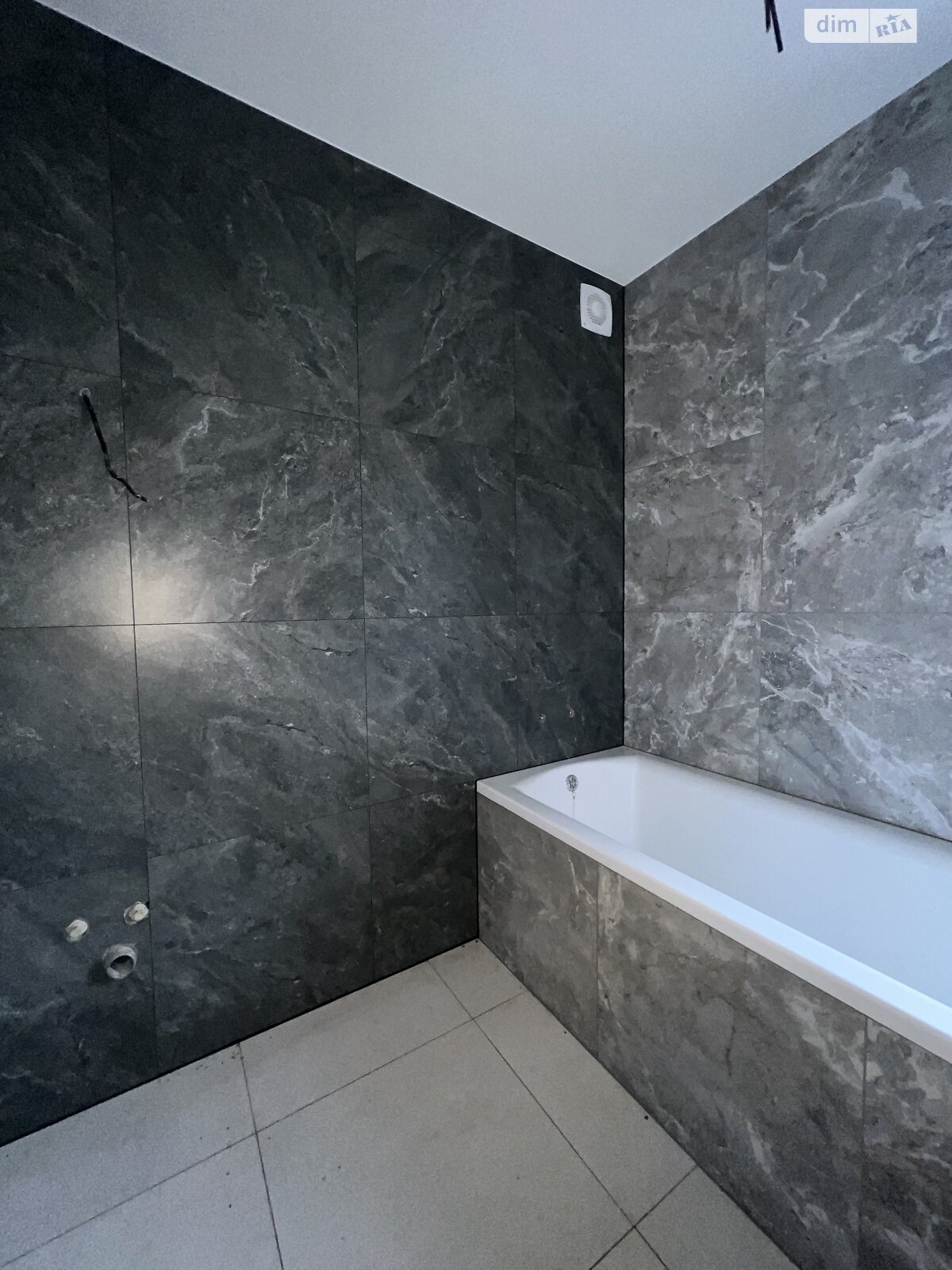 одноэтажный дом с гаражом, 161 кв. м, кирпич. Продажа в Ровно район Северный фото 1