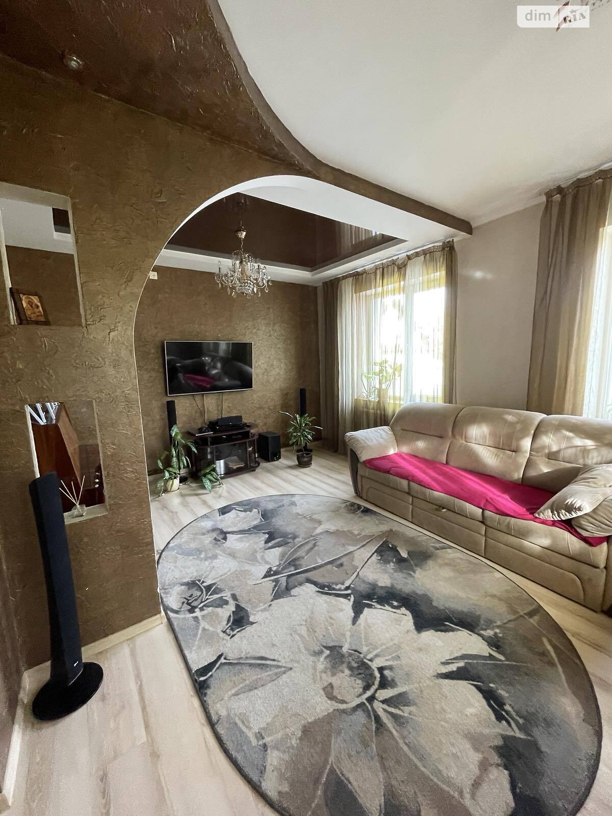 двухэтажный дом с отоплением, 140 кв. м, кирпич. Продажа в Ровно район Северный фото 1 двухэтажный дом с отоплением, 140 кв. м, кирпич. Продажа в Ровно район Северный фото 1