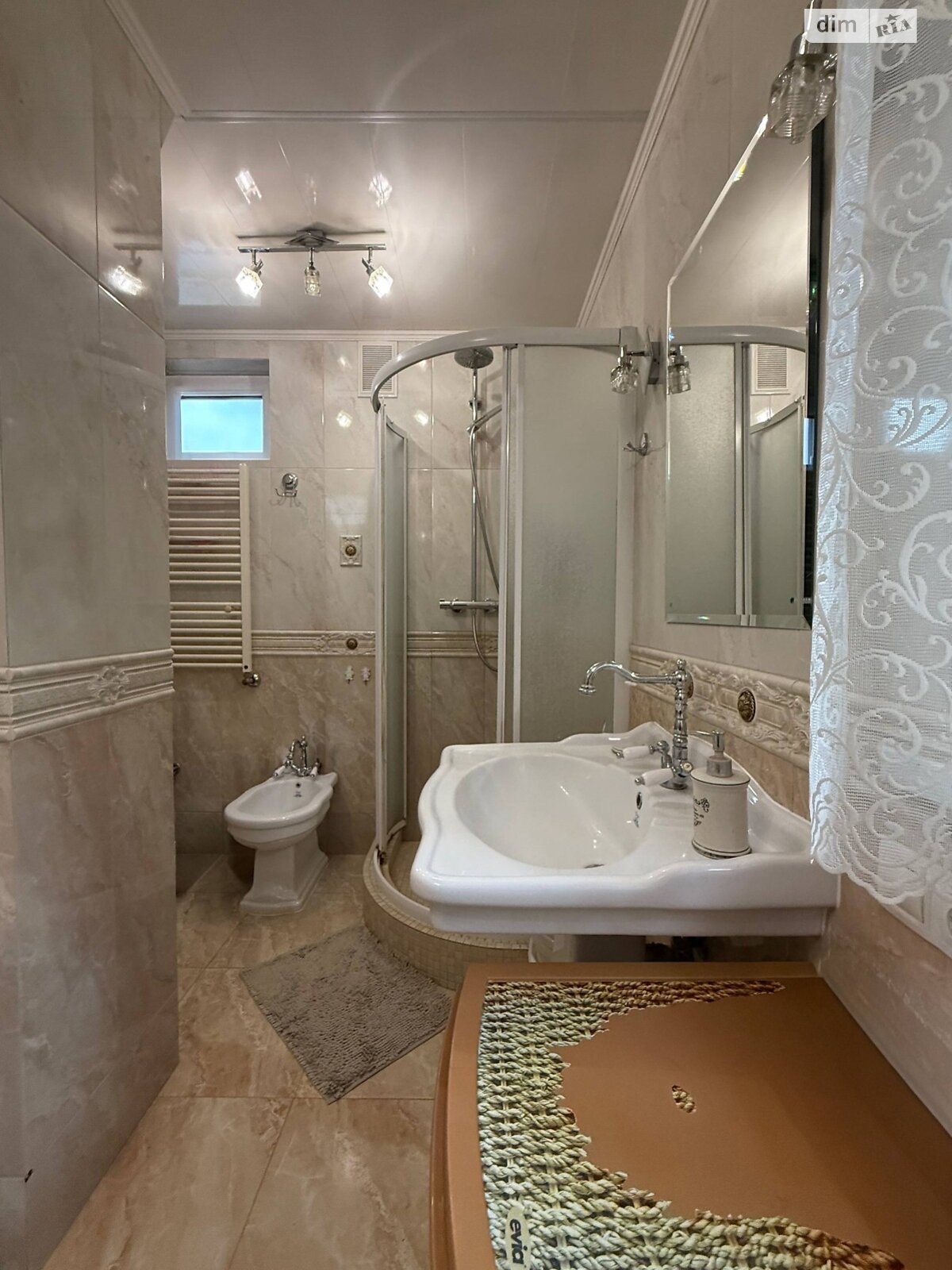 одноповерховий будинок з гаражем, 116 кв. м, цегла. Продаж в Рівному, район Центр фото 1 одноповерховий будинок з гаражем, 116 кв. м, цегла. Продаж в Рівному, район Центр фото 1