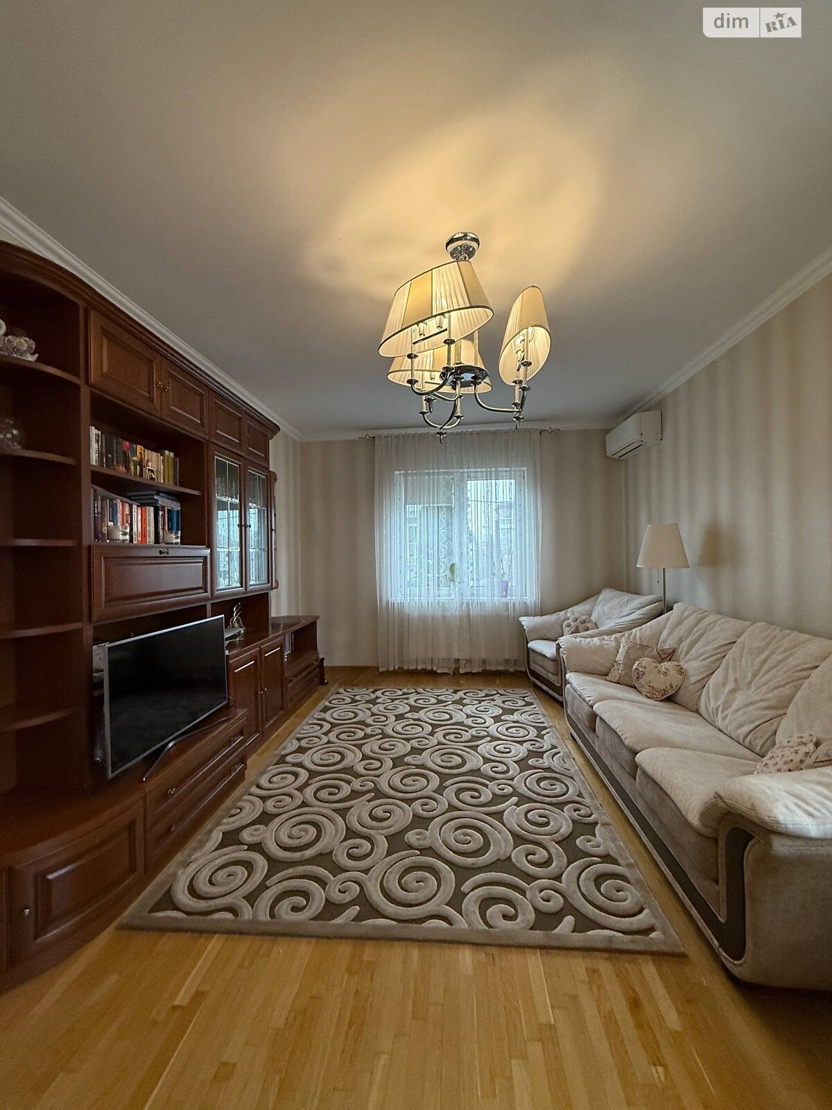 одноповерховий будинок з гаражем, 116 кв. м, цегла. Продаж в Рівному, район Центр фото 1 одноповерховий будинок з гаражем, 116 кв. м, цегла. Продаж в Рівному, район Центр фото 1