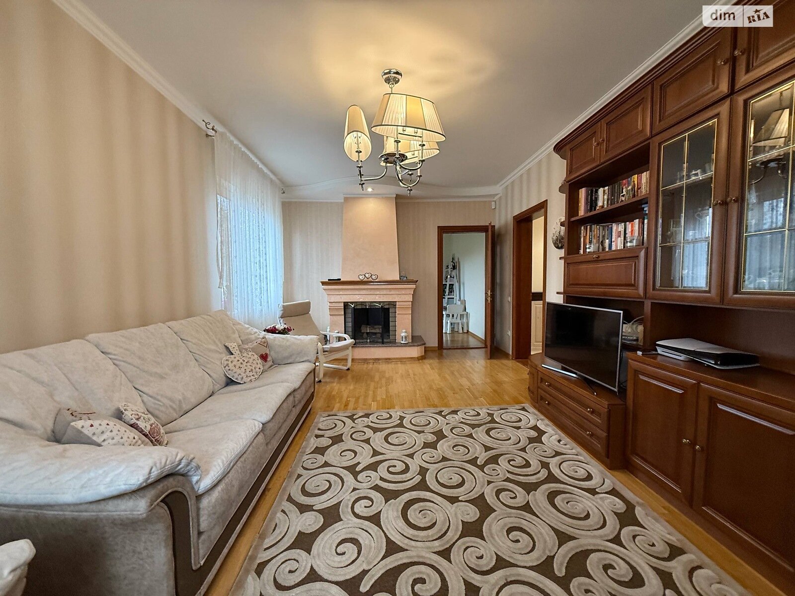 одноповерховий будинок з гаражем, 116 кв. м, цегла. Продаж в Рівному, район Центр фото 1 одноповерховий будинок з гаражем, 116 кв. м, цегла. Продаж в Рівному, район Центр фото 1