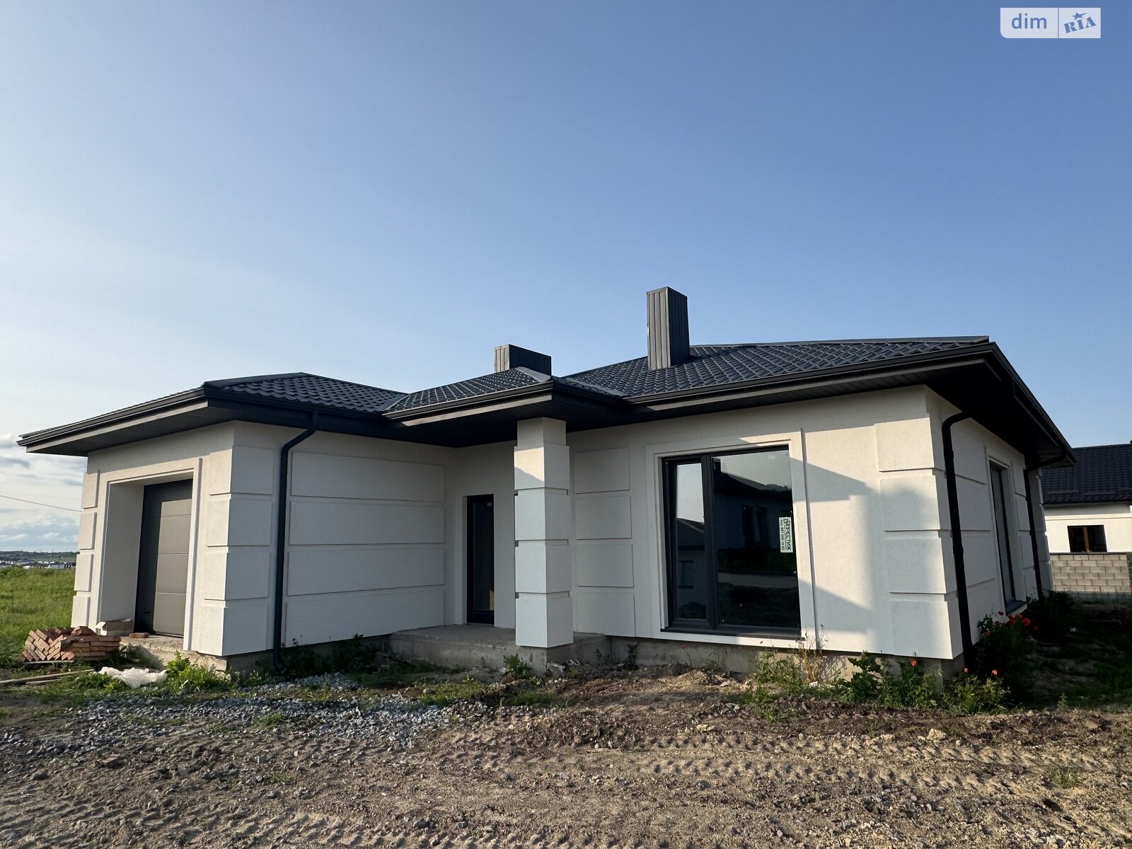 одноэтажный дом, 145 кв. м, кирпич. Продажа в Ровно фото 1 одноэтажный дом, 145 кв. м, кирпич. Продажа в Ровно фото 1