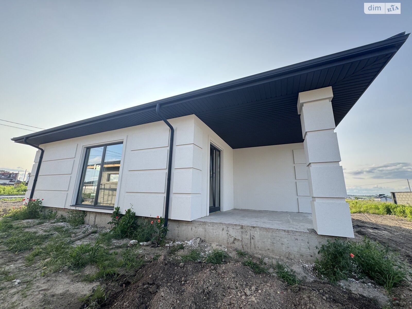 одноэтажный дом, 145 кв. м, кирпич. Продажа в Ровно фото 1 одноэтажный дом, 145 кв. м, кирпич. Продажа в Ровно фото 1