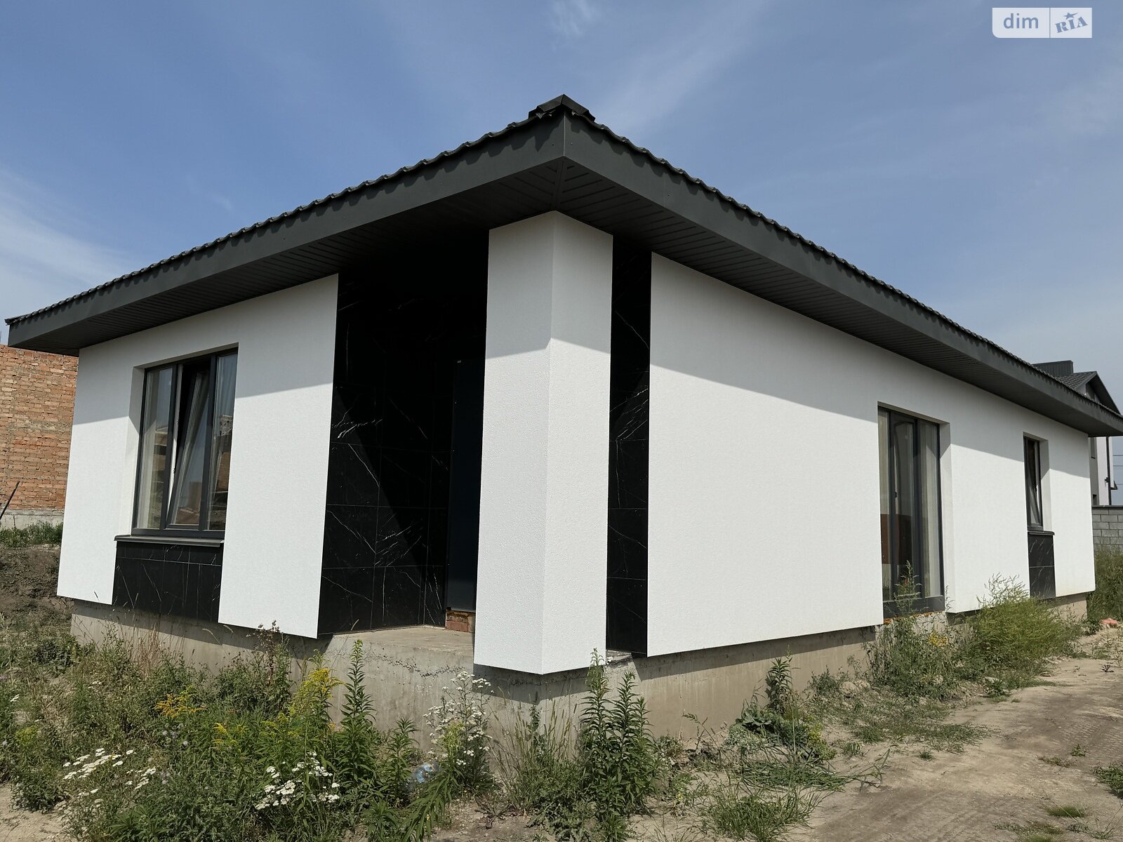 одноэтажный дом, 80 кв. м, кирпич. Продажа в Ровно фото 1 одноэтажный дом, 80 кв. м, кирпич. Продажа в Ровно фото 1