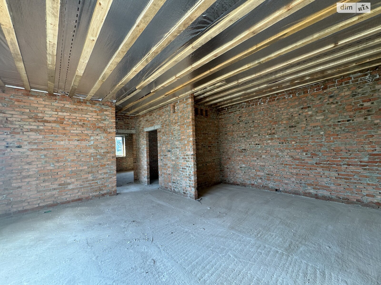 одноэтажный дом, 80 кв. м, кирпич. Продажа в Ровно фото 1 одноэтажный дом, 80 кв. м, кирпич. Продажа в Ровно фото 1