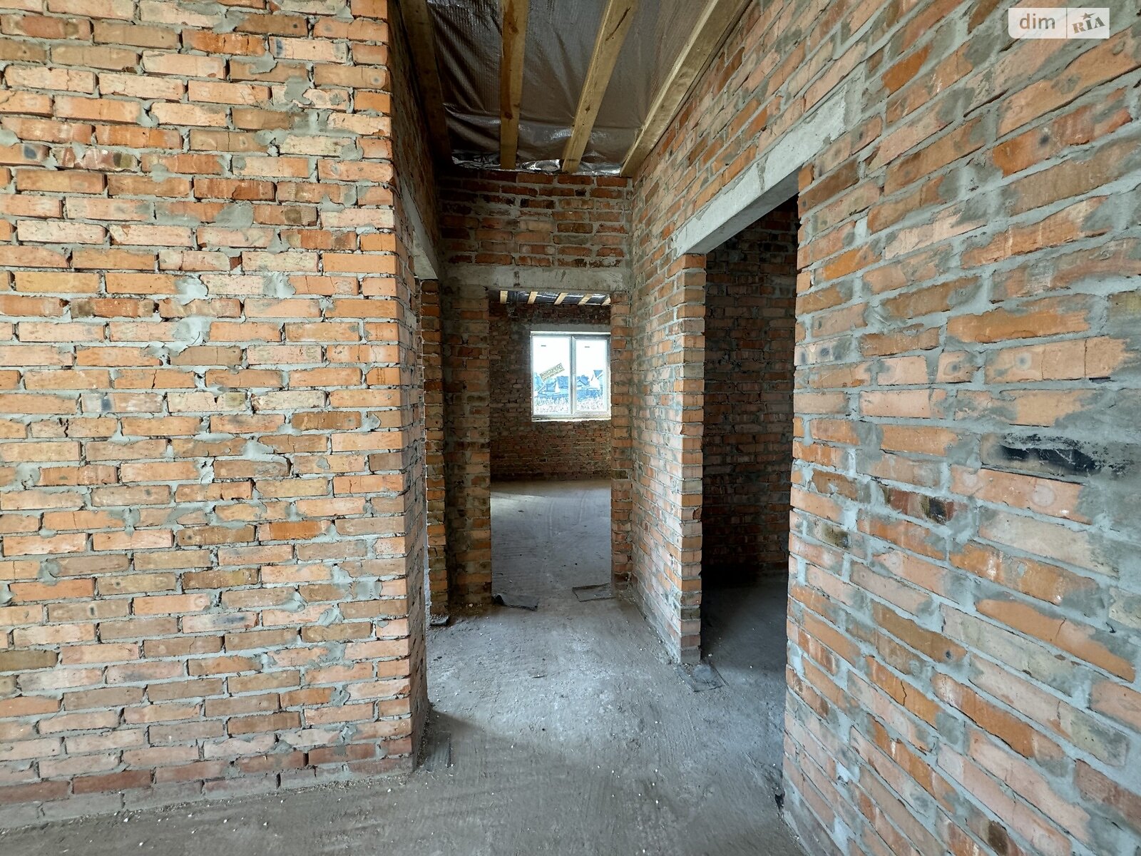 одноэтажный дом, 80 кв. м, кирпич. Продажа в Ровно фото 1 одноэтажный дом, 80 кв. м, кирпич. Продажа в Ровно фото 1