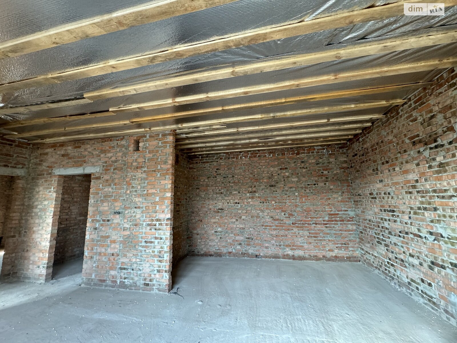 одноэтажный дом, 80 кв. м, кирпич. Продажа в Ровно фото 1 одноэтажный дом, 80 кв. м, кирпич. Продажа в Ровно фото 1