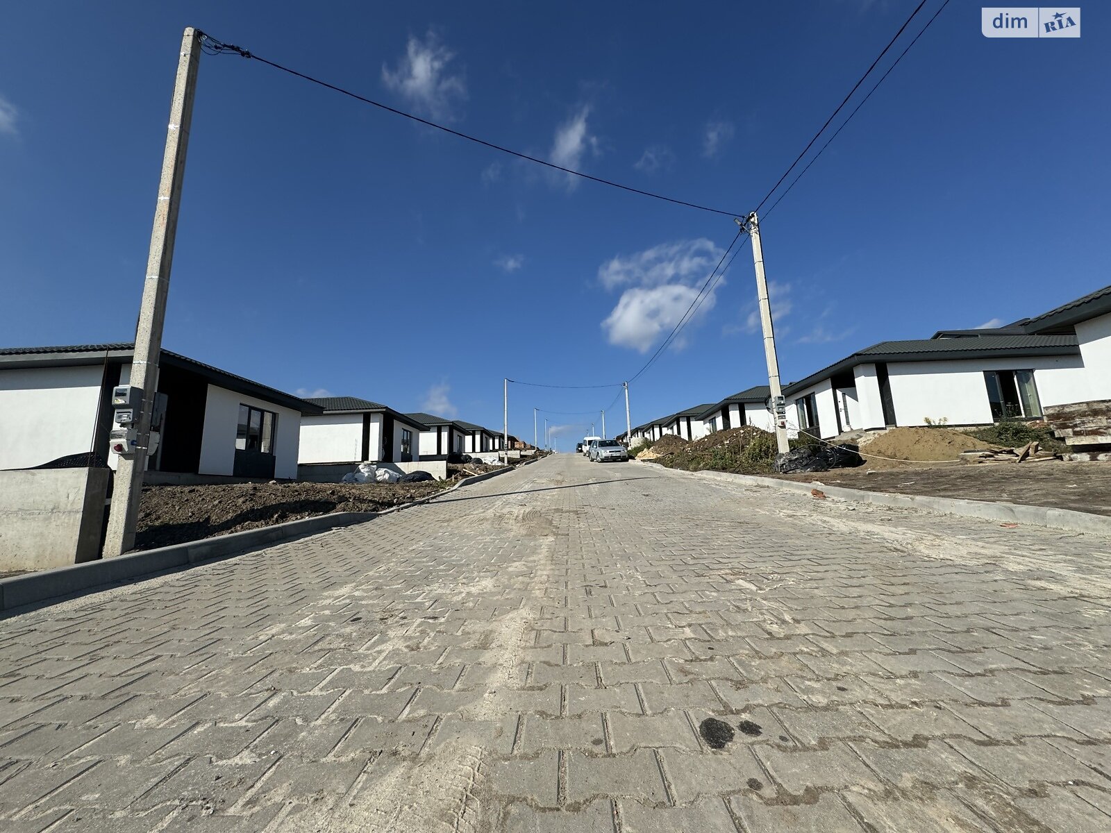 одноэтажный дом, 80 кв. м, кирпич. Продажа в Ровно фото 1 одноэтажный дом, 80 кв. м, кирпич. Продажа в Ровно фото 1