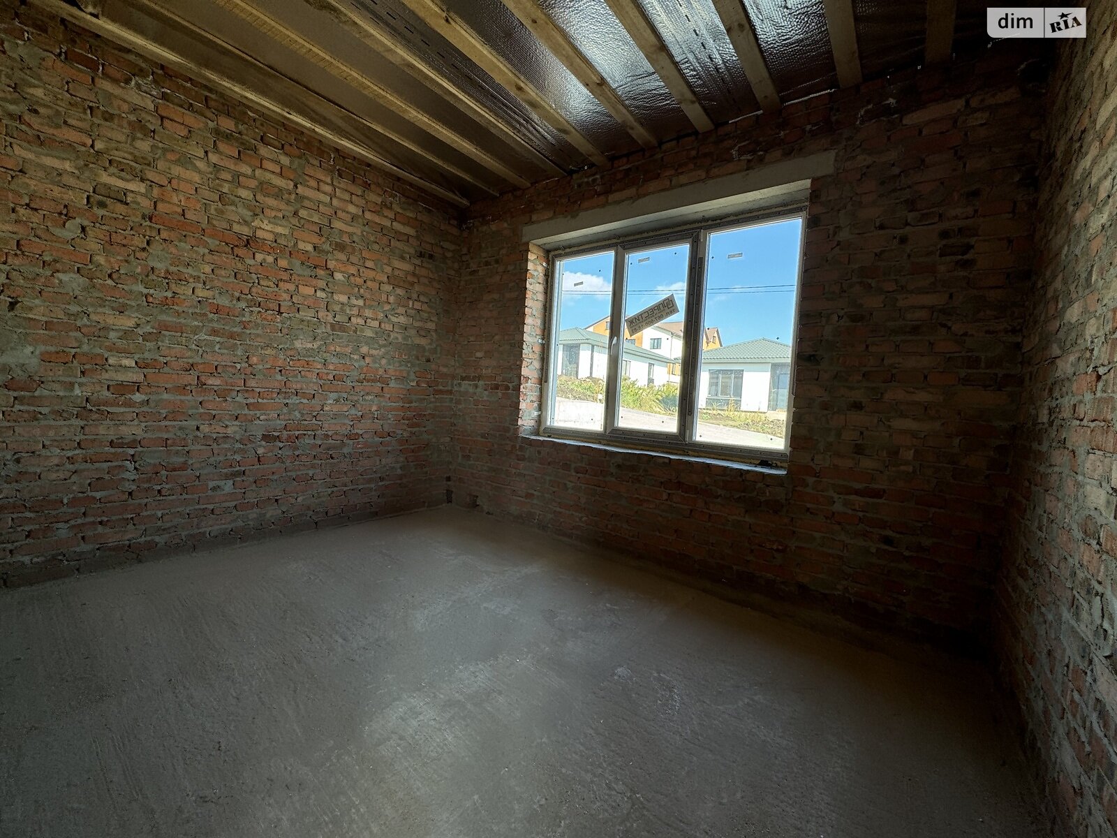 одноэтажный дом, 100 кв. м, кирпич. Продажа в Ровно фото 1 одноэтажный дом, 100 кв. м, кирпич. Продажа в Ровно фото 1