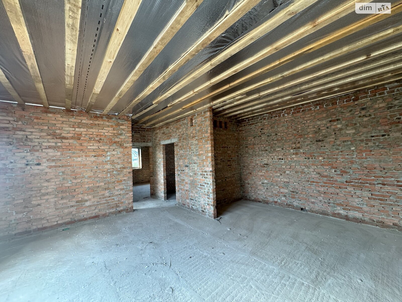 одноэтажный дом, 100 кв. м, кирпич. Продажа в Ровно фото 1 одноэтажный дом, 100 кв. м, кирпич. Продажа в Ровно фото 1