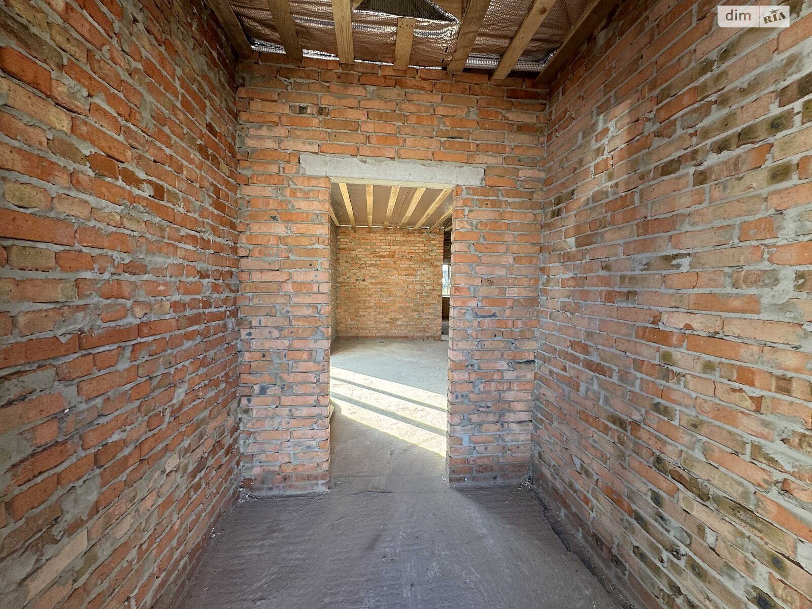 одноэтажный дом, 100 кв. м, кирпич. Продажа в Ровно фото 1 одноэтажный дом, 100 кв. м, кирпич. Продажа в Ровно фото 1