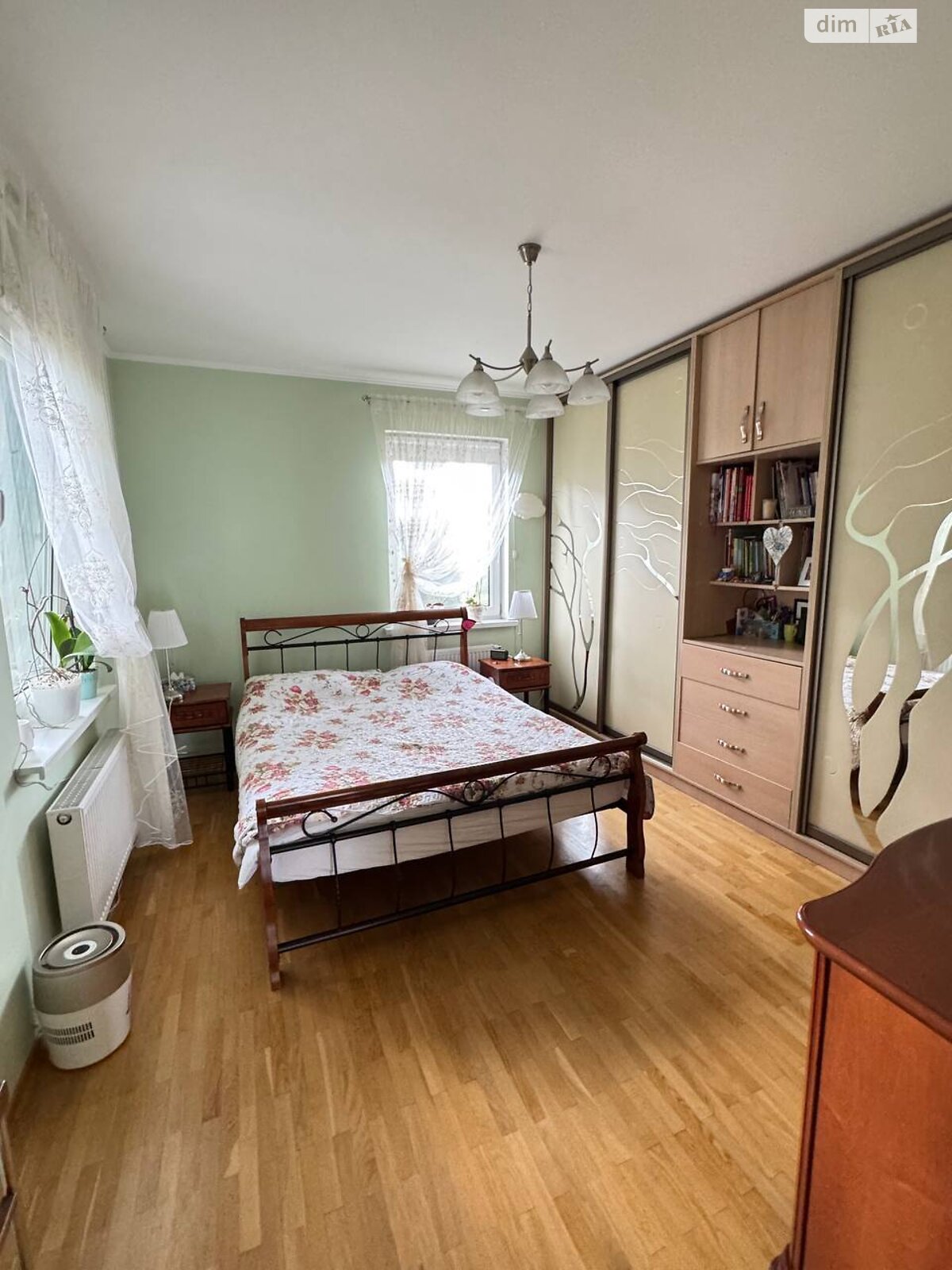 одноповерховий будинок з гаражем, 115 кв. м, цегла. Продаж в Рівному, район Центр фото 1 одноповерховий будинок з гаражем, 115 кв. м, цегла. Продаж в Рівному, район Центр фото 1
