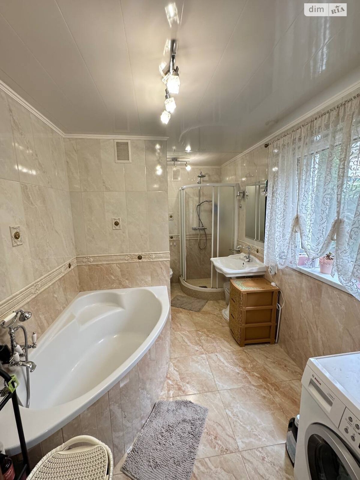 одноповерховий будинок з гаражем, 115 кв. м, цегла. Продаж в Рівному, район Центр фото 1 одноповерховий будинок з гаражем, 115 кв. м, цегла. Продаж в Рівному, район Центр фото 1