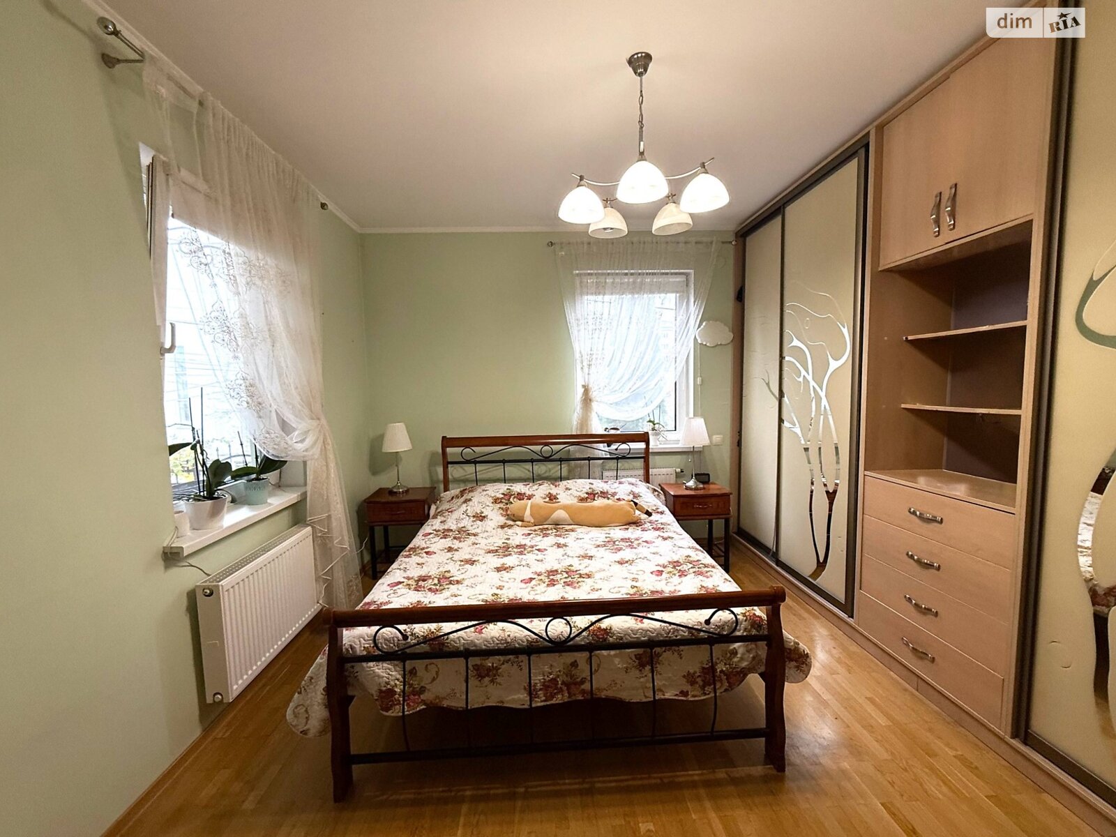 одноэтажный дом с гаражом, 83.8 кв. м, кирпич. Продажа в Ровно район Центр фото 1